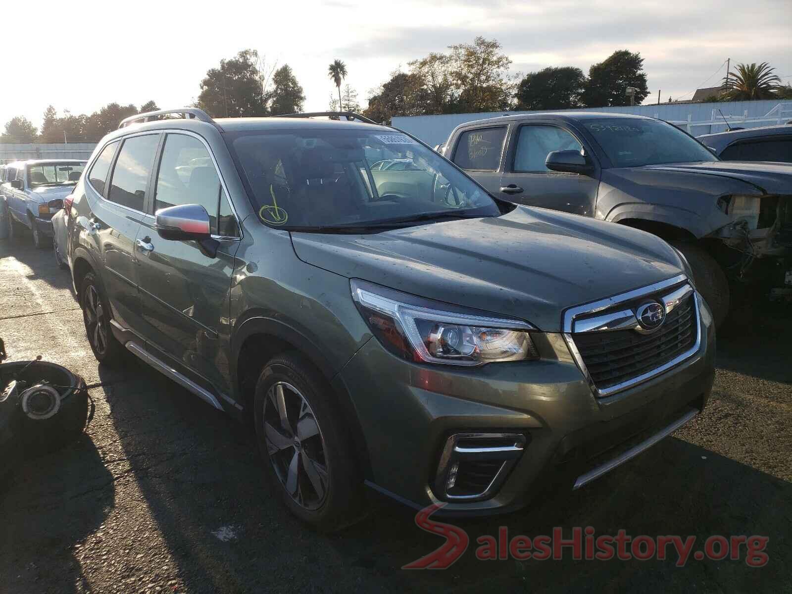 JF2SKAWC1KH497494 2019 SUBARU FORESTER