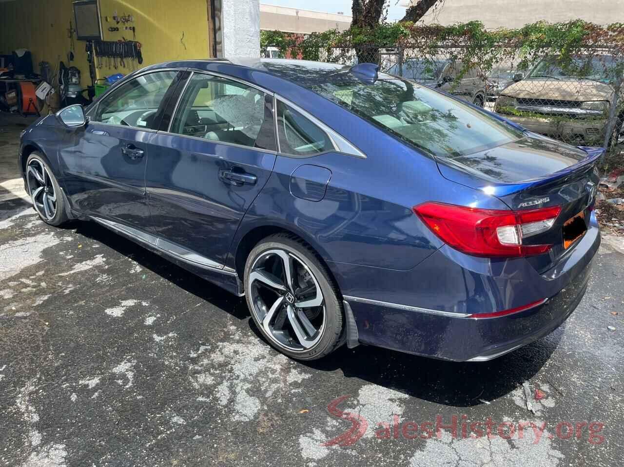 1HGCV1F46JA226507 2018 HONDA ACCORD