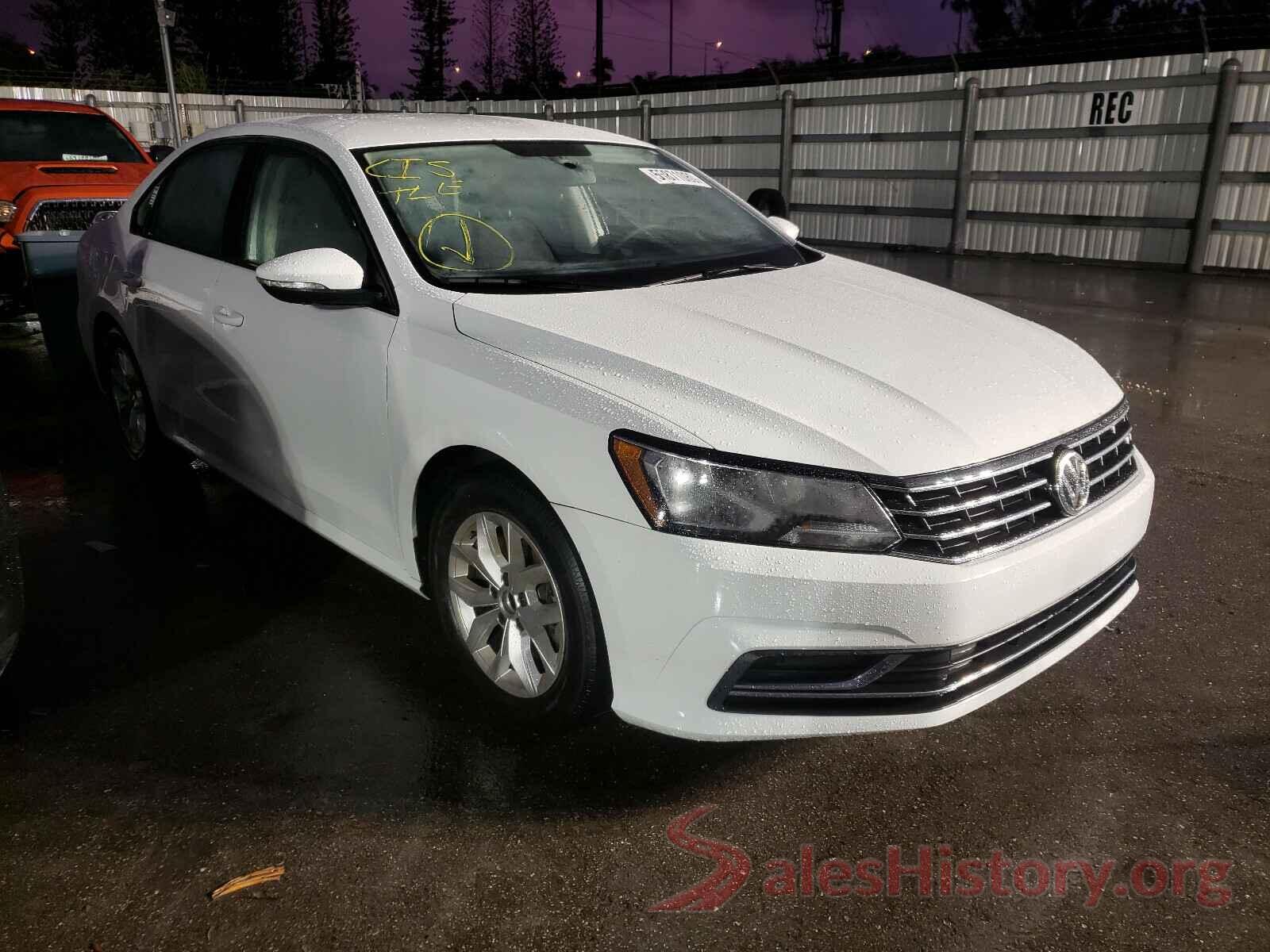 1VWAA7A30JC010558 2018 VOLKSWAGEN PASSAT