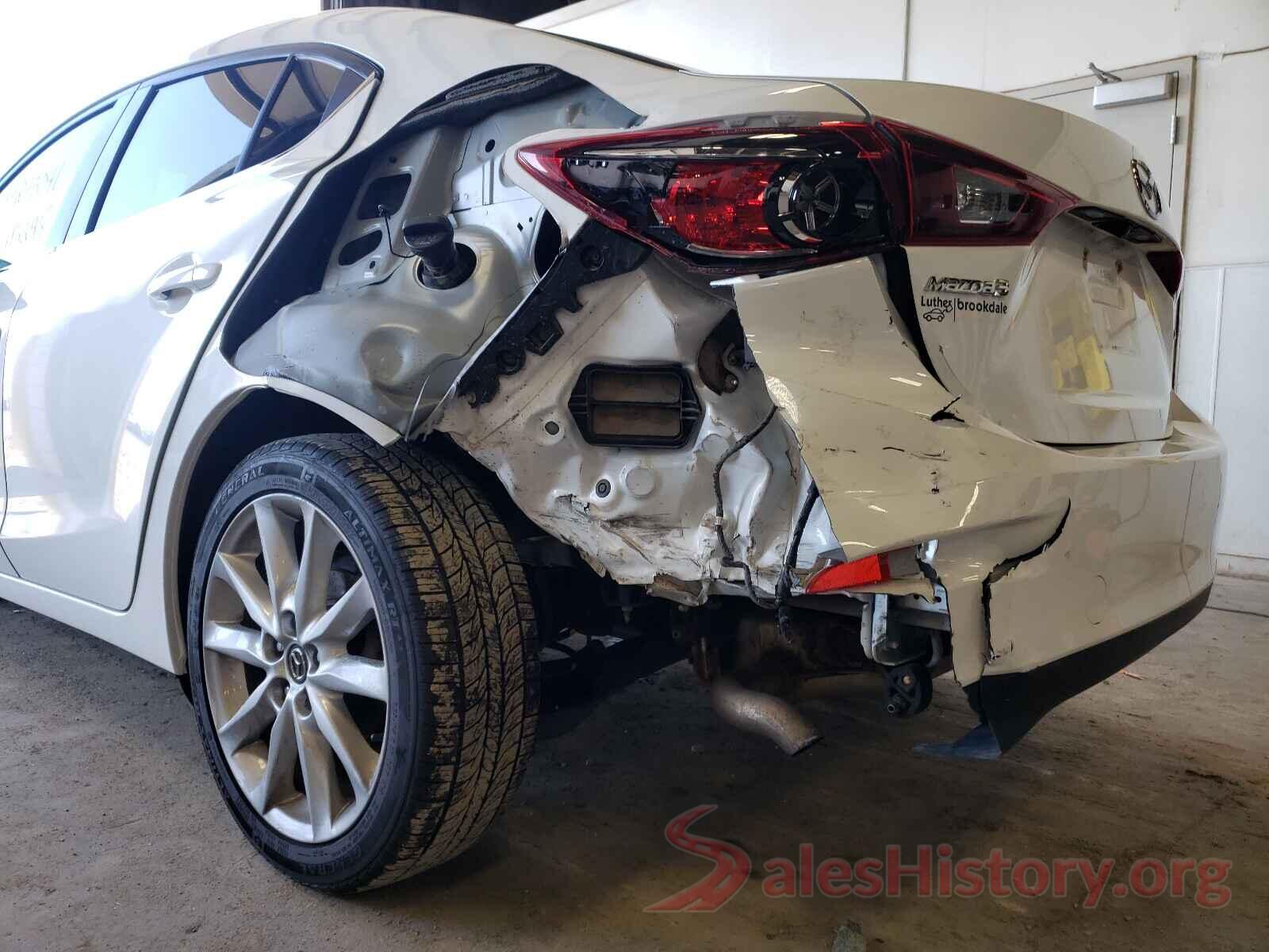 JM1BN1V74H1120833 2017 MAZDA 3