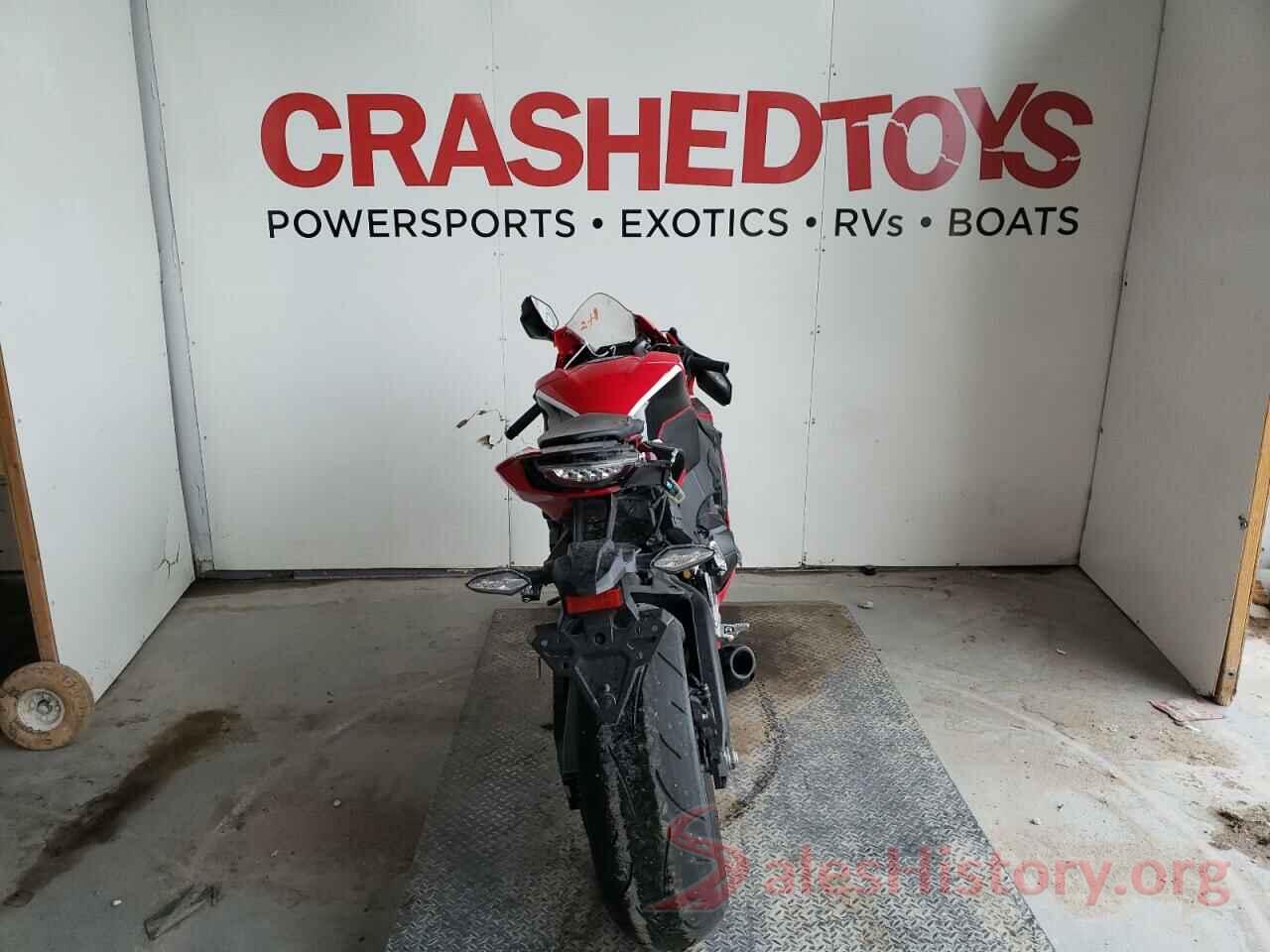 JH2SC7711JK100967 2018 HONDA CBR CYCLE