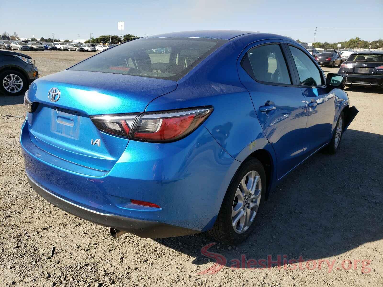 3MYDLBYV6JY304141 2018 TOYOTA YARIS