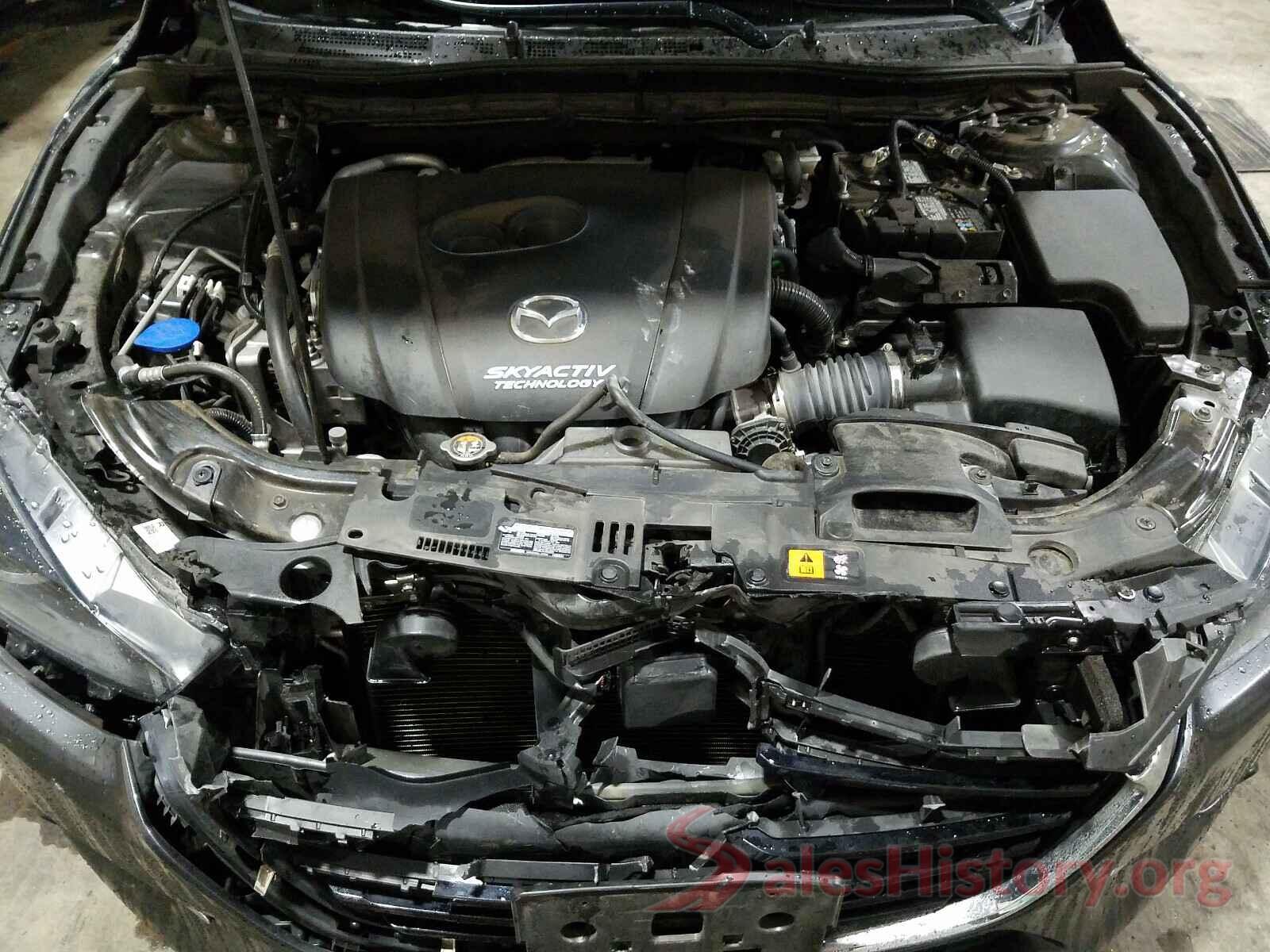 3MZBN1M30JM185781 2018 MAZDA 3