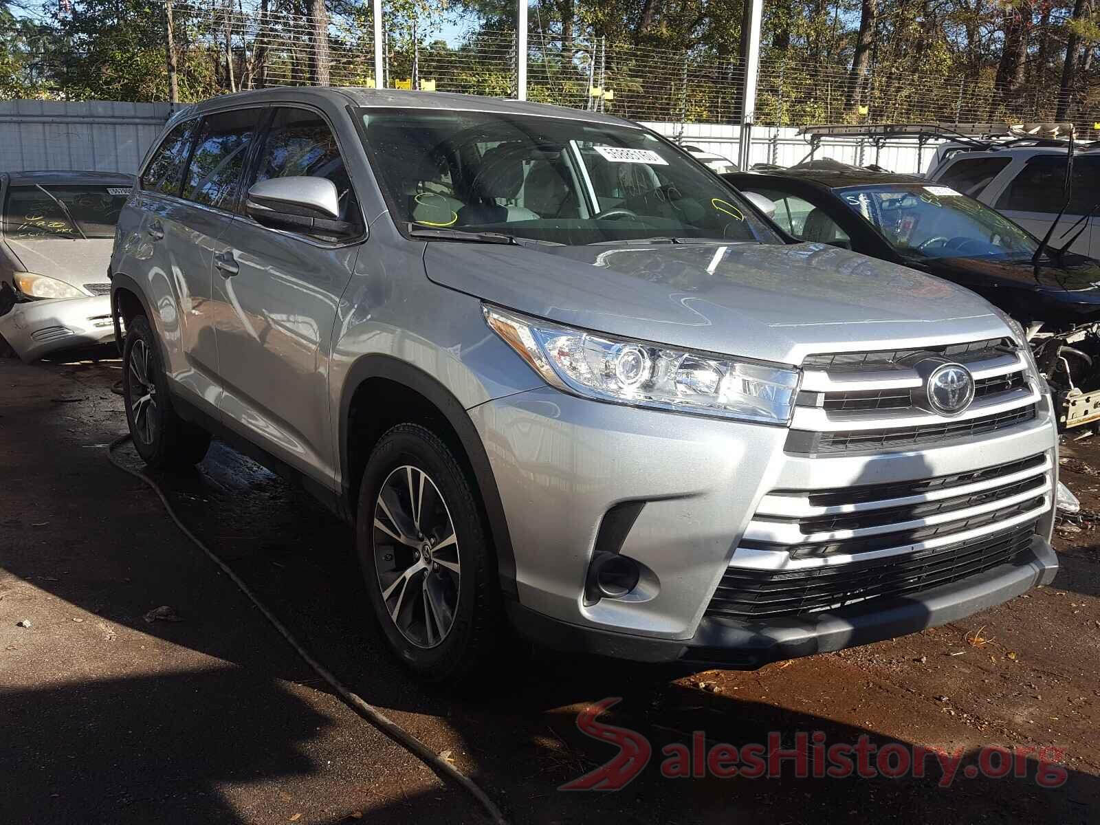 5TDZARFH7KS050433 2019 TOYOTA HIGHLANDER