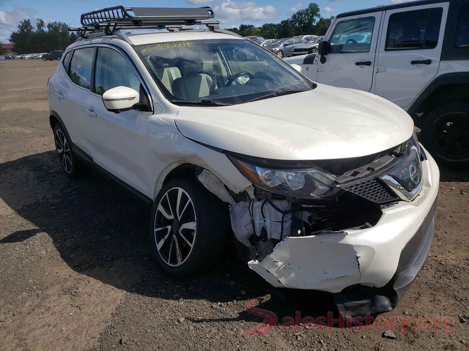 JN1BJ1CRXJW265838 2018 NISSAN ROGUE