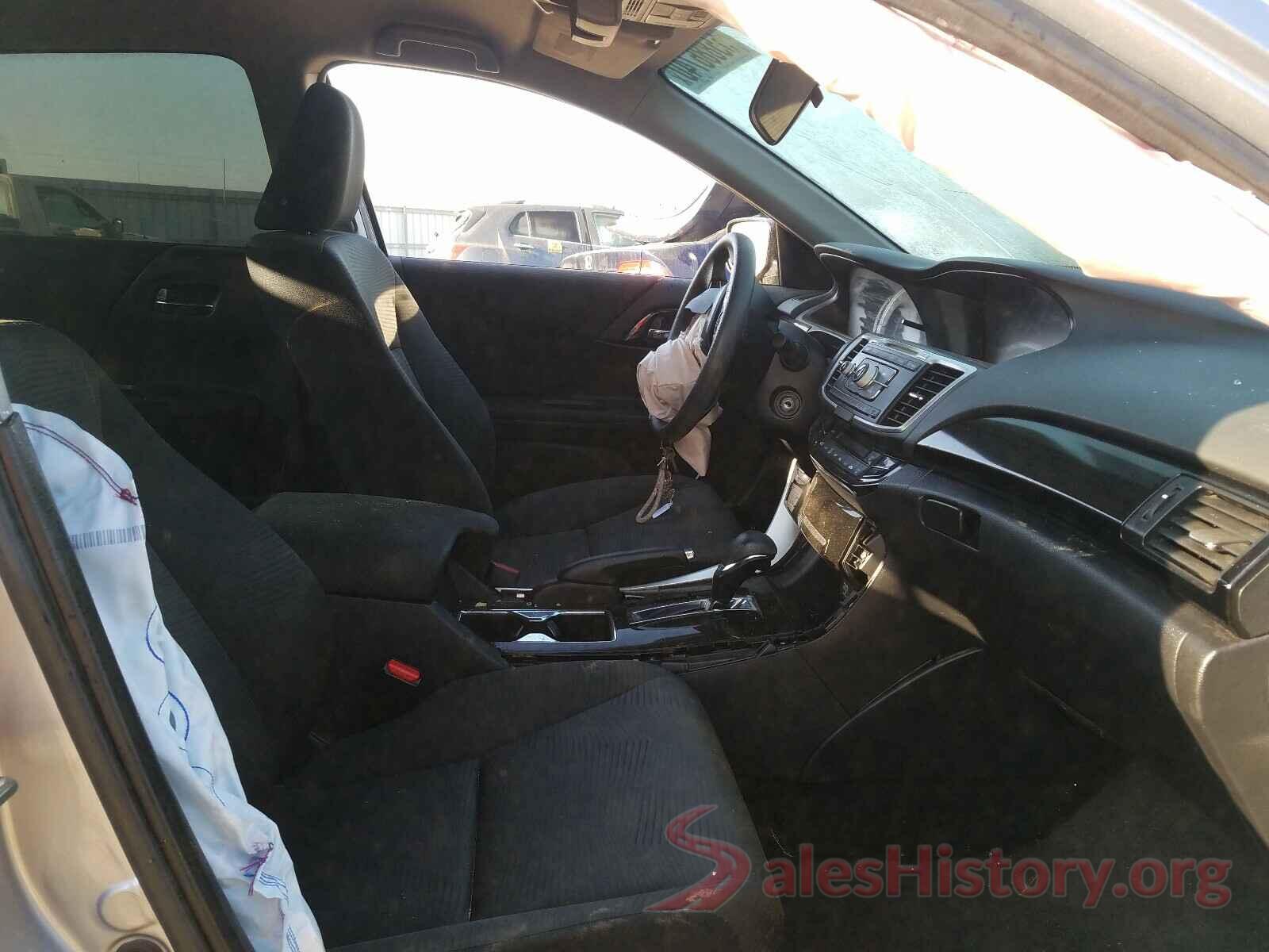 1HGCR2F30HA171032 2017 HONDA ACCORD