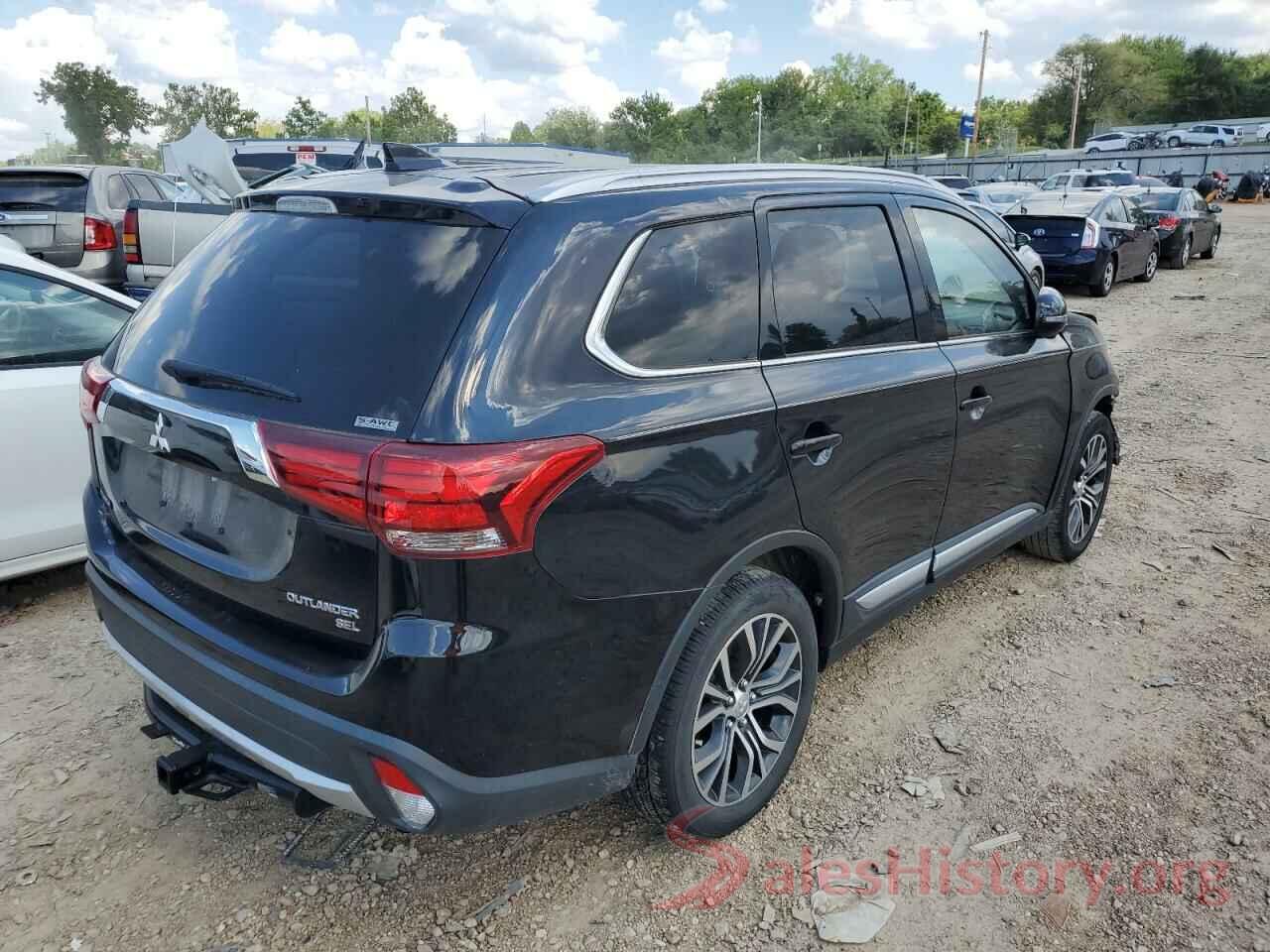 JA4AZ3A3XJZ015777 2018 MITSUBISHI OUTLANDER