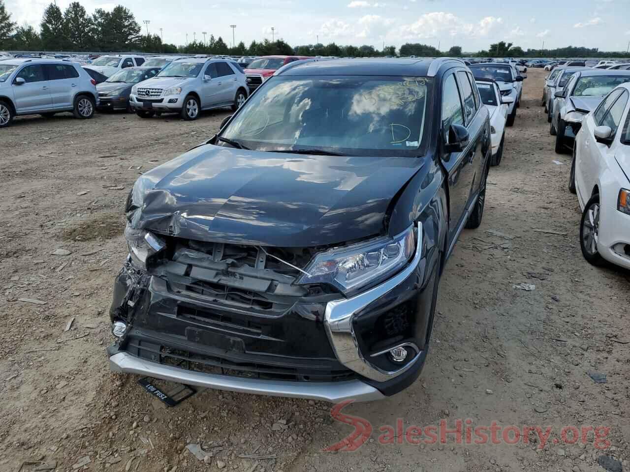 JA4AZ3A3XJZ015777 2018 MITSUBISHI OUTLANDER