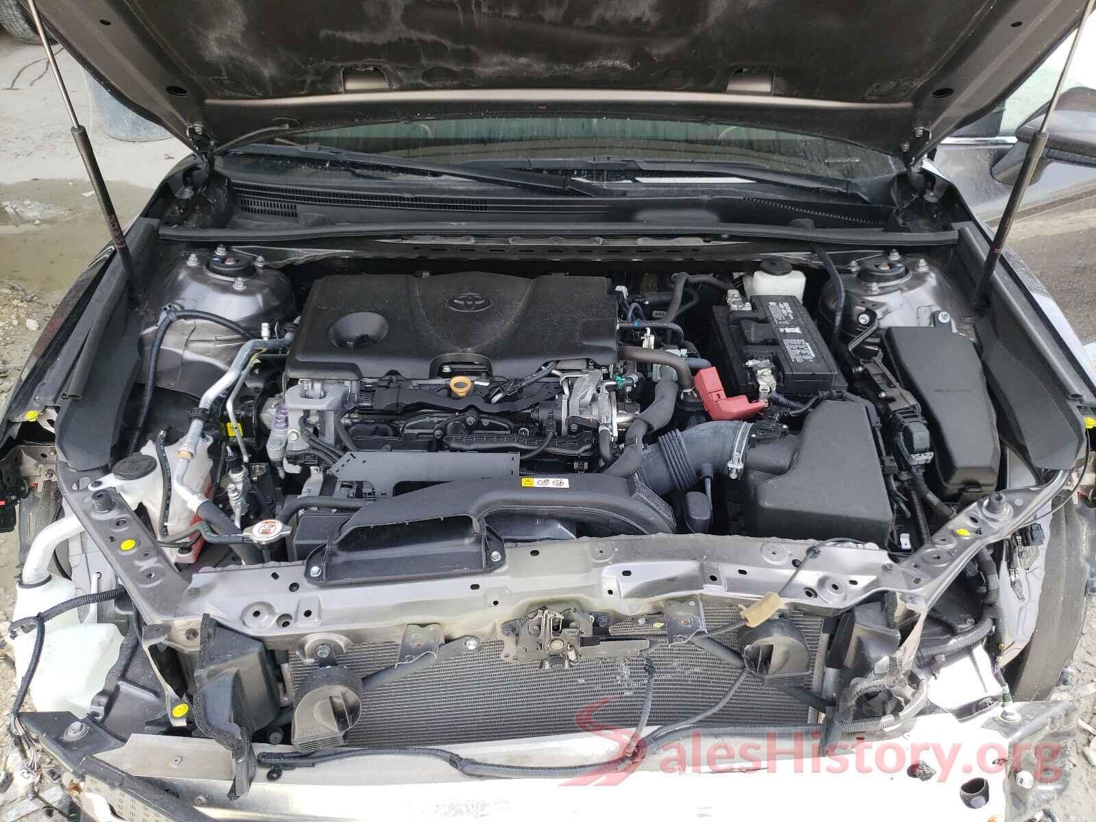 4T1B11HK5JU648490 2018 TOYOTA CAMRY