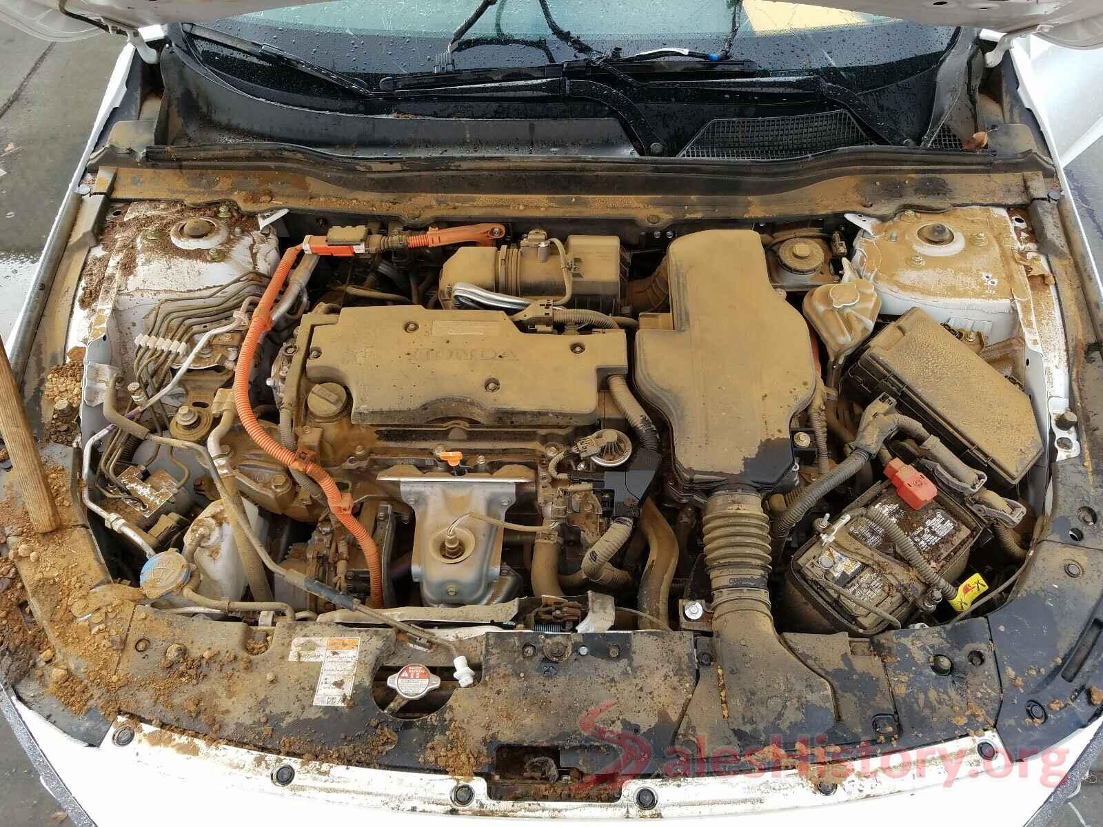 1HGCV3F98JA015493 2018 HONDA ACCORD