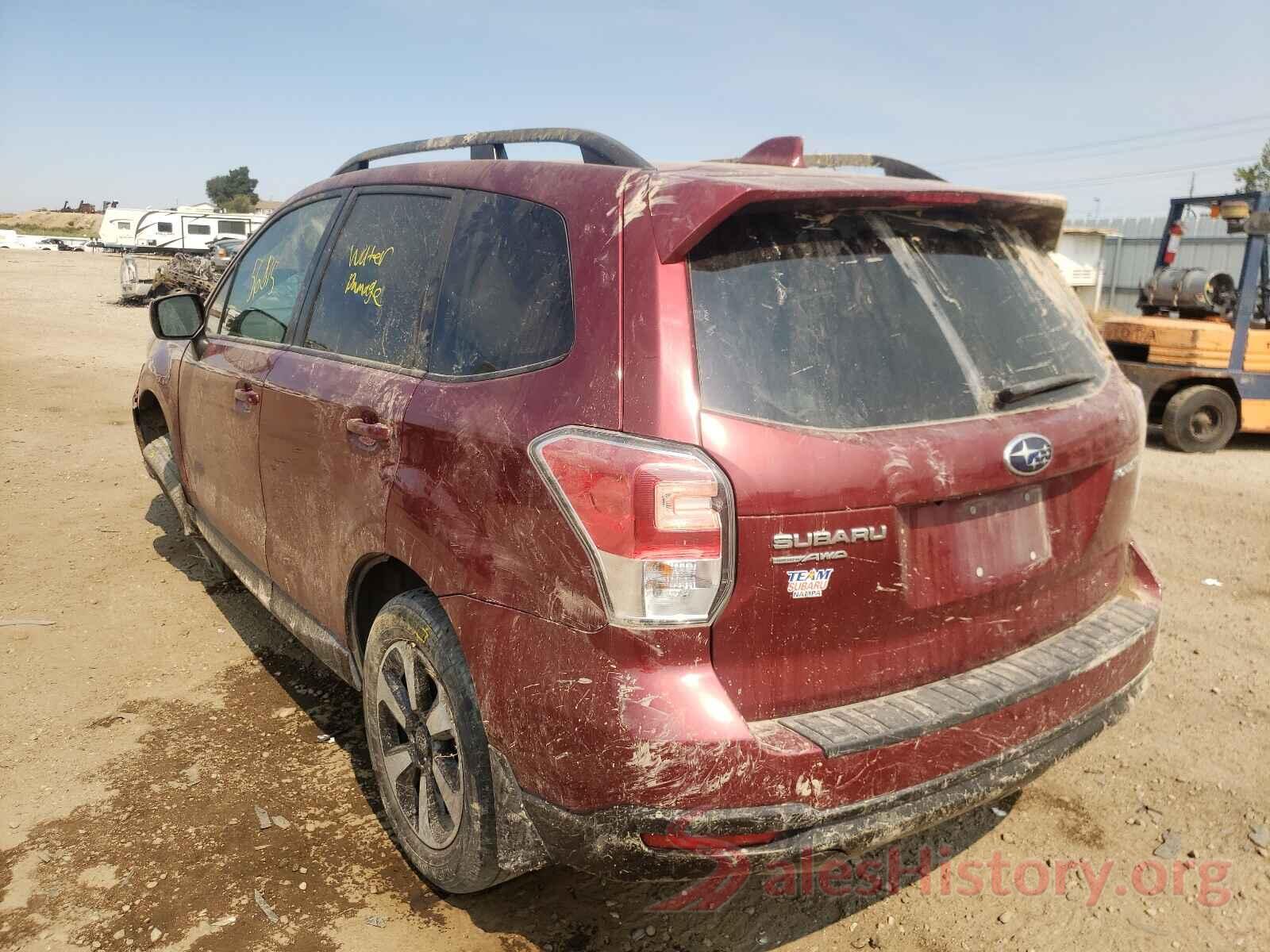 JF2SJAGC0JH510641 2018 SUBARU FORESTER