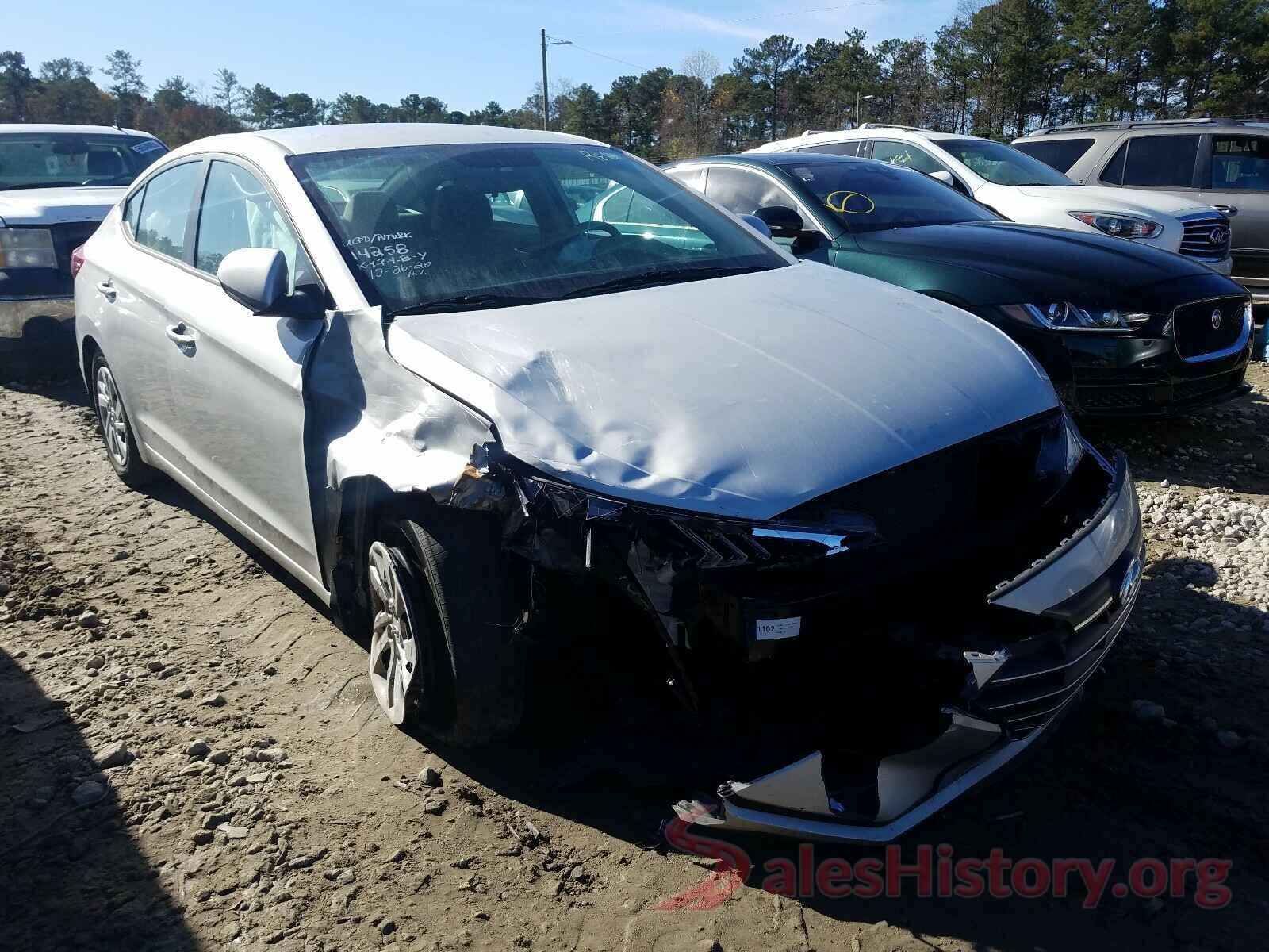 5NPD74LF6KH486887 2019 HYUNDAI ELANTRA