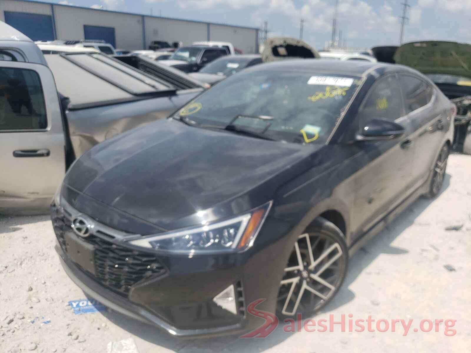 KMHD04LB3KU820635 2019 HYUNDAI ELANTRA