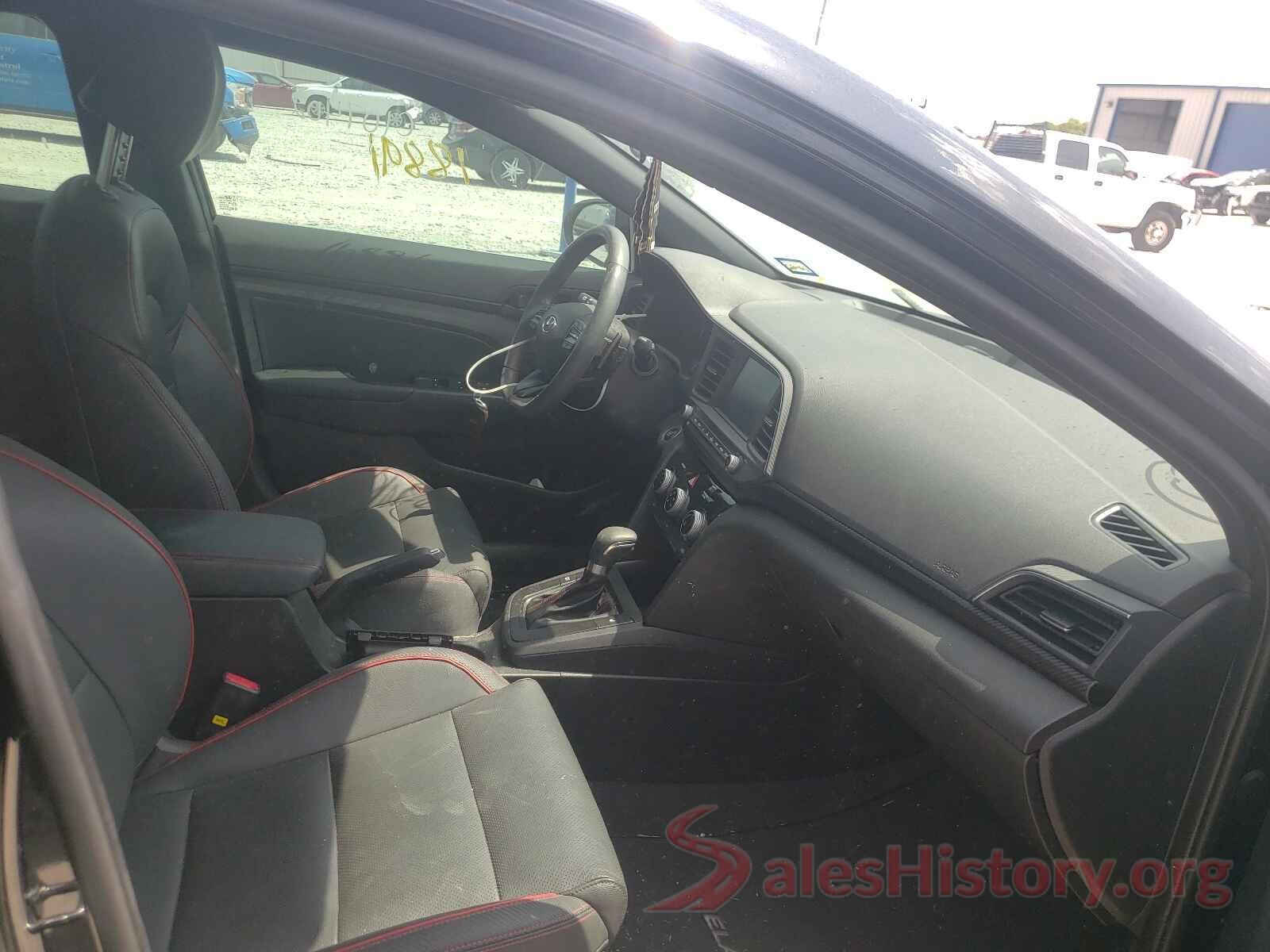 KMHD04LB3KU820635 2019 HYUNDAI ELANTRA