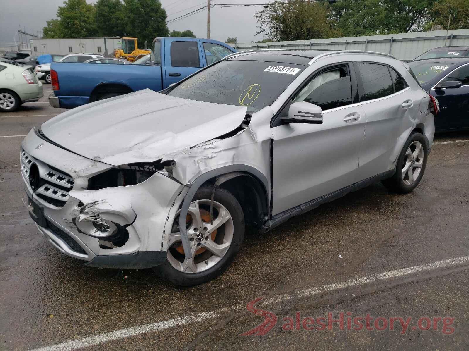 WDCTG4GB5JJ439983 2018 MERCEDES-BENZ GLA-CLASS