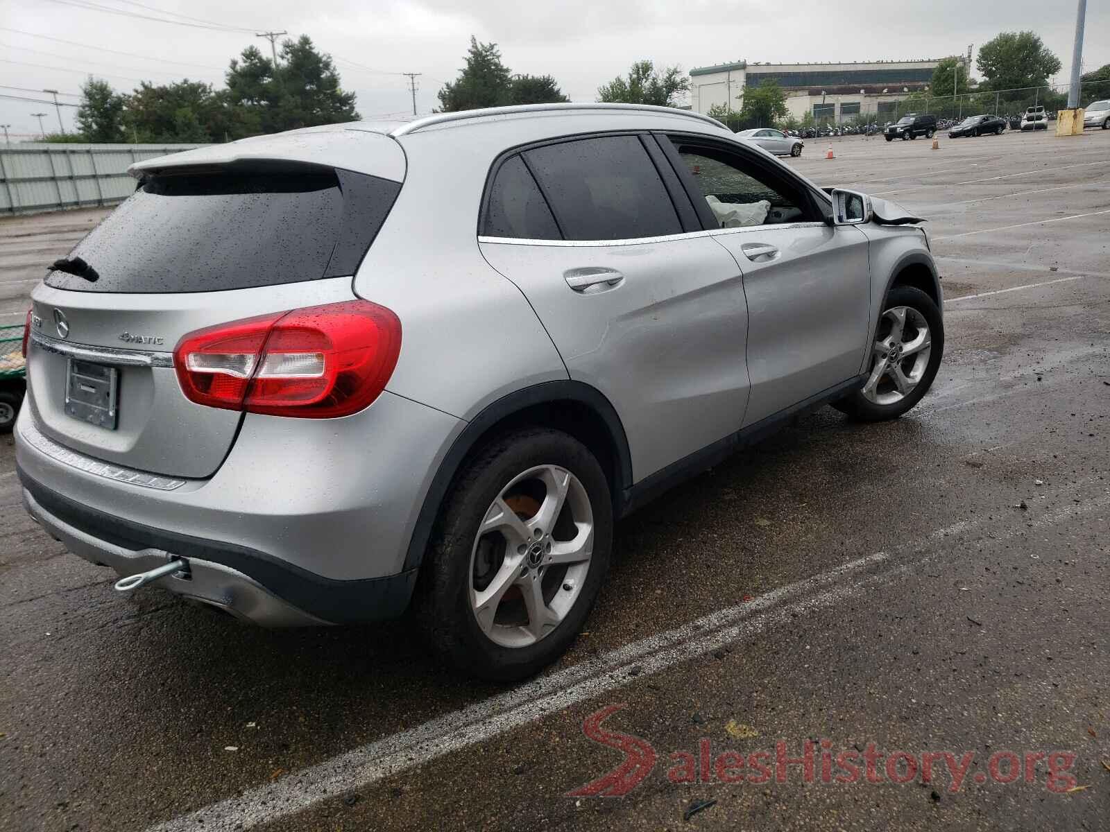 WDCTG4GB5JJ439983 2018 MERCEDES-BENZ GLA-CLASS