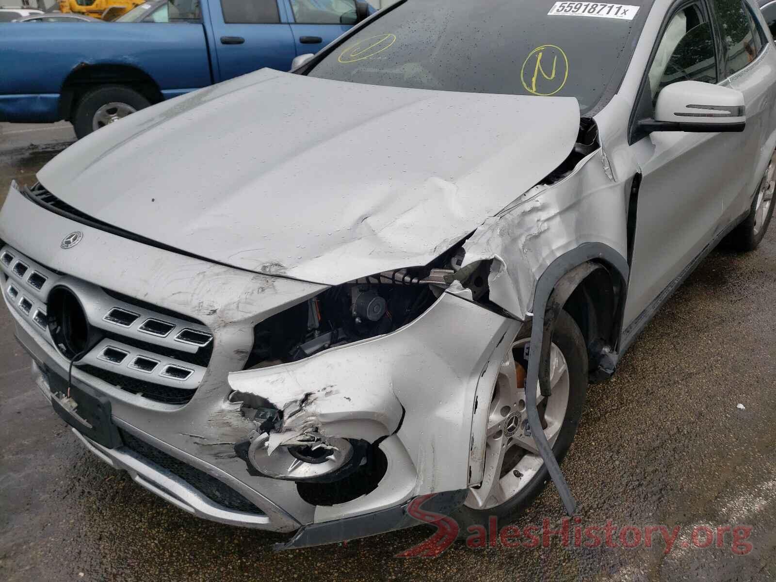 WDCTG4GB5JJ439983 2018 MERCEDES-BENZ GLA-CLASS