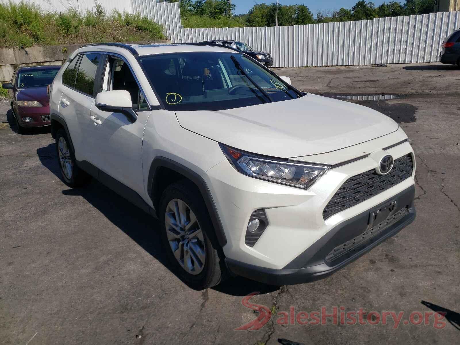 2T3A1RFV8MW176045 2021 TOYOTA RAV4