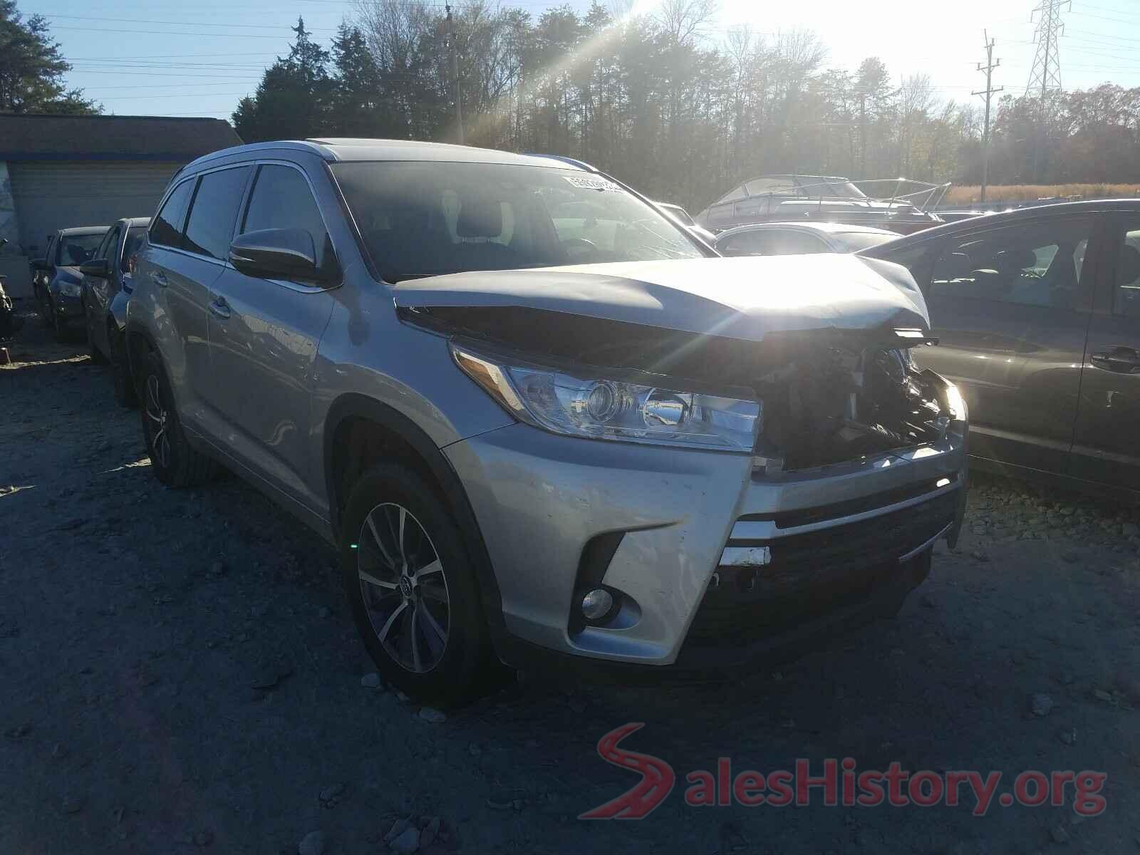 5TDKZRFH0JS535523 2018 TOYOTA HIGHLANDER