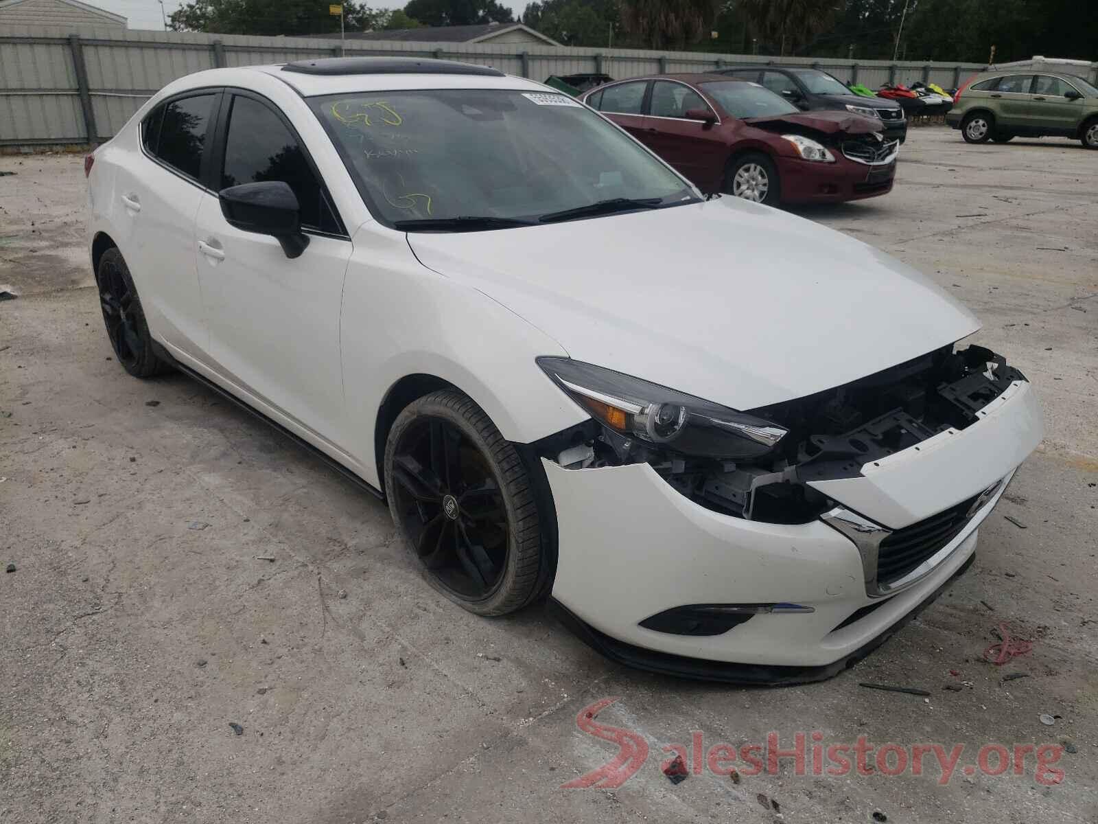 3MZBN1W39JM241858 2018 MAZDA 3