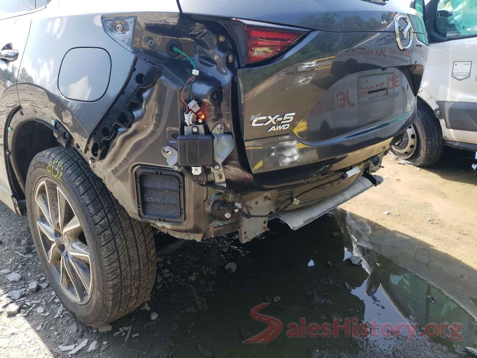 JM3KFBDM8J0405158 2018 MAZDA CX-5