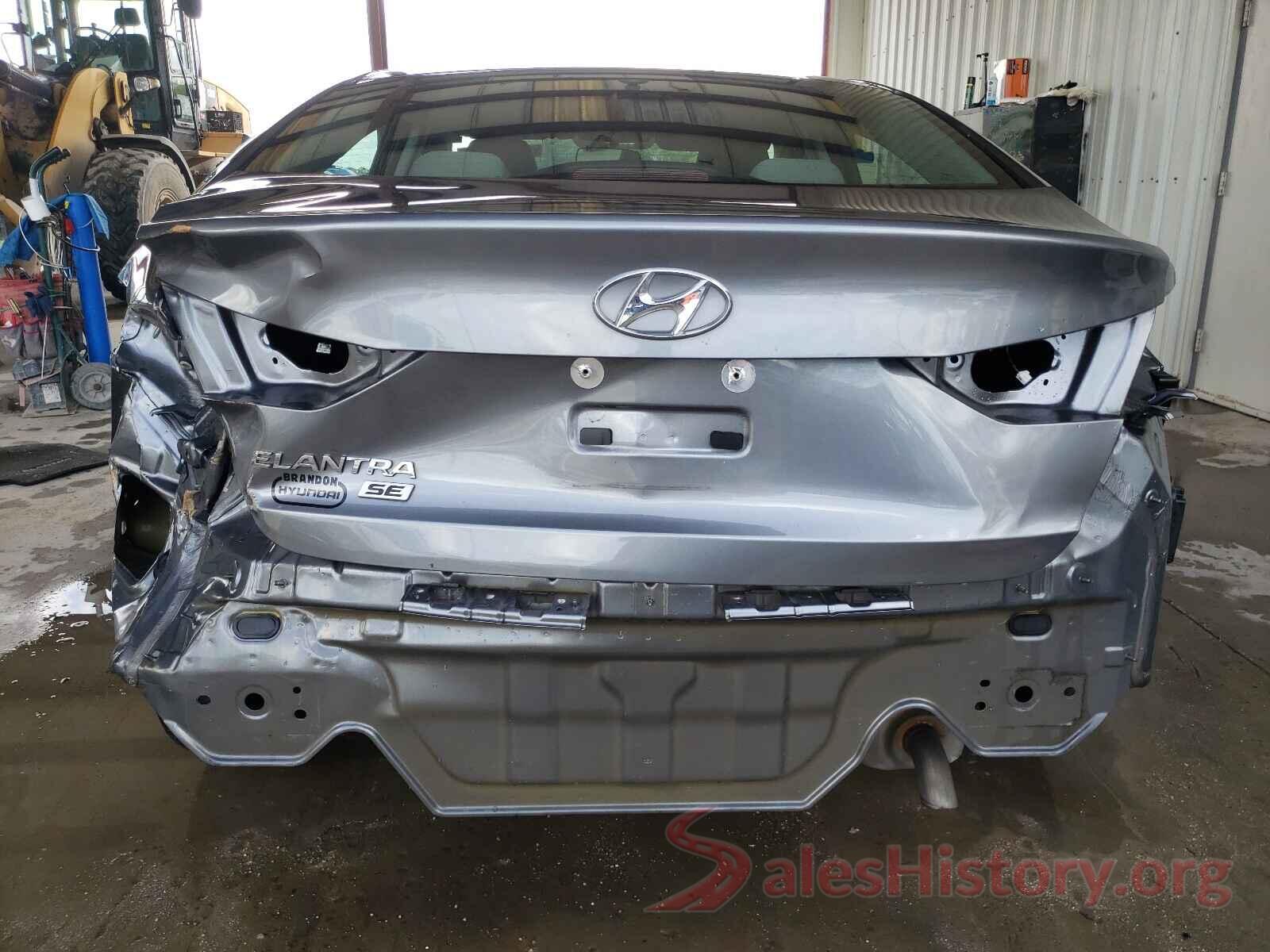 5NPD74LF8JH305383 2018 HYUNDAI ELANTRA