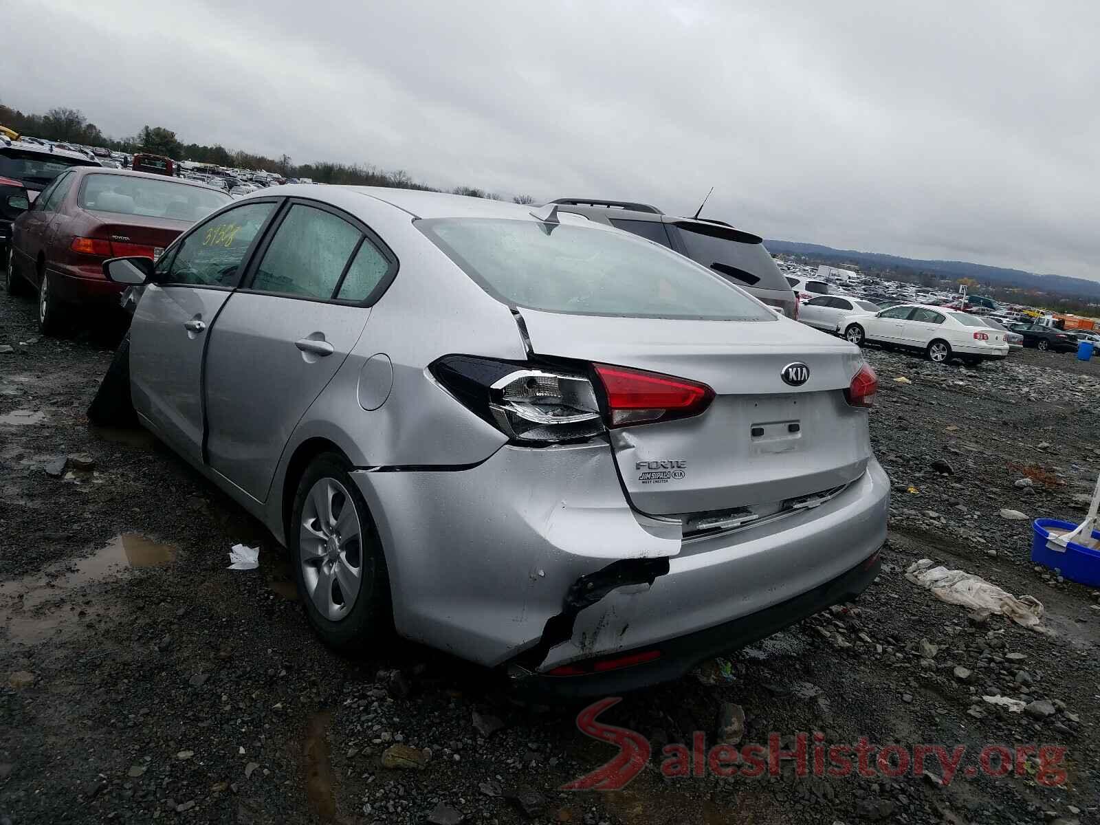 3KPFK4A79JE222410 2018 KIA FORTE