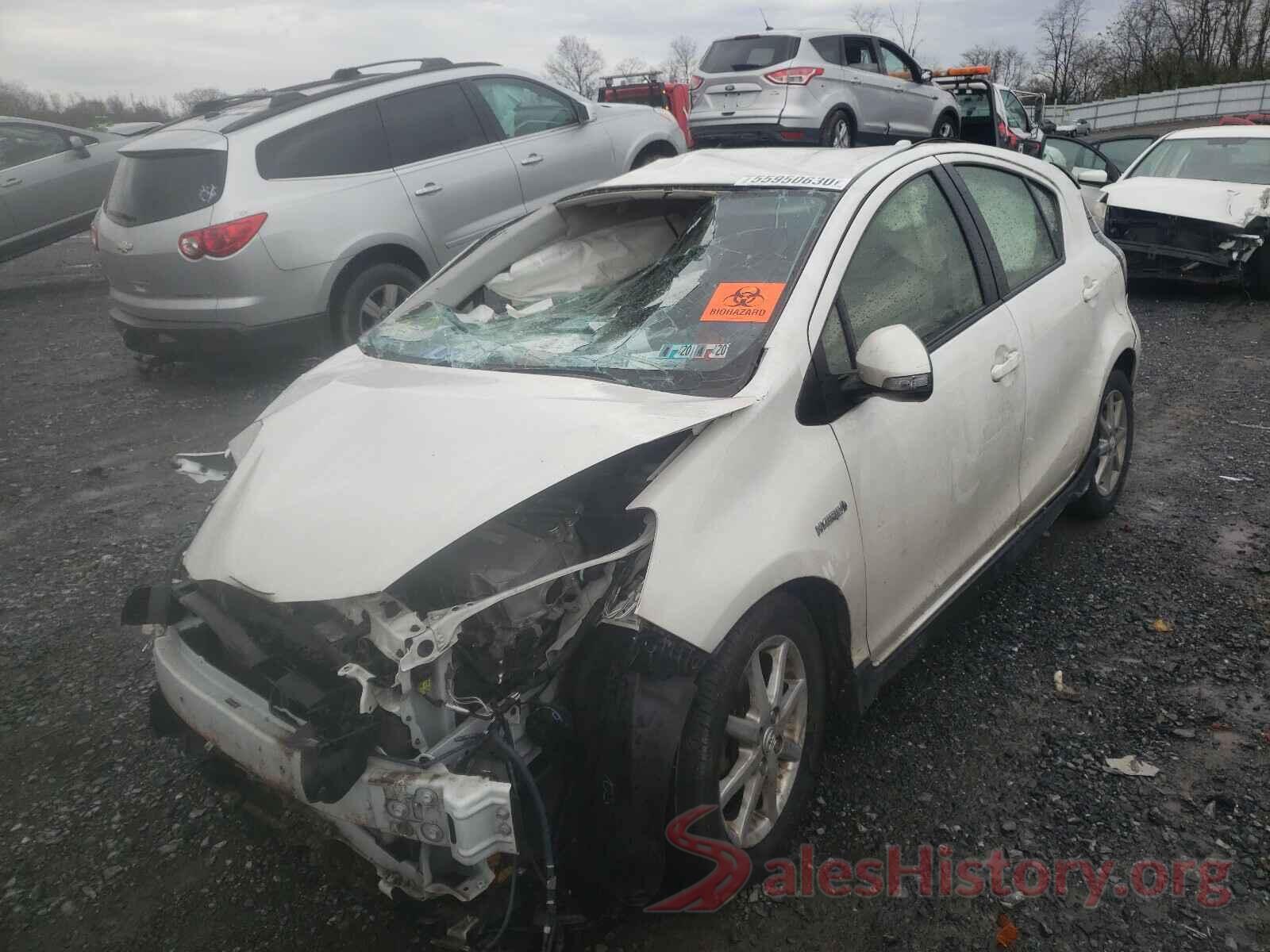 JTDKDTB37H1598745 2017 TOYOTA PRIUS