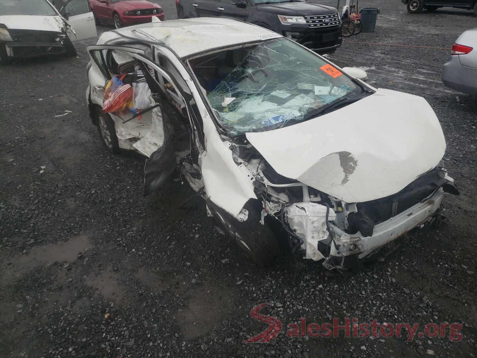 JTDKDTB37H1598745 2017 TOYOTA PRIUS