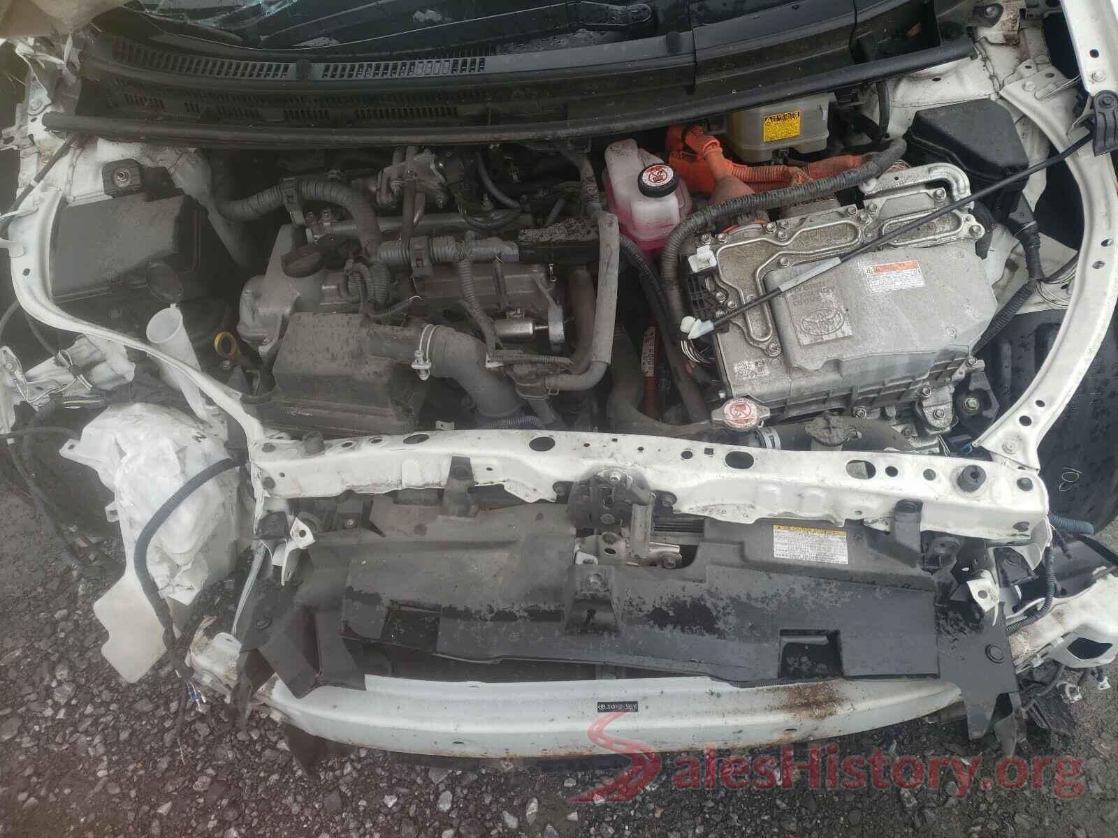 JTDKDTB37H1598745 2017 TOYOTA PRIUS