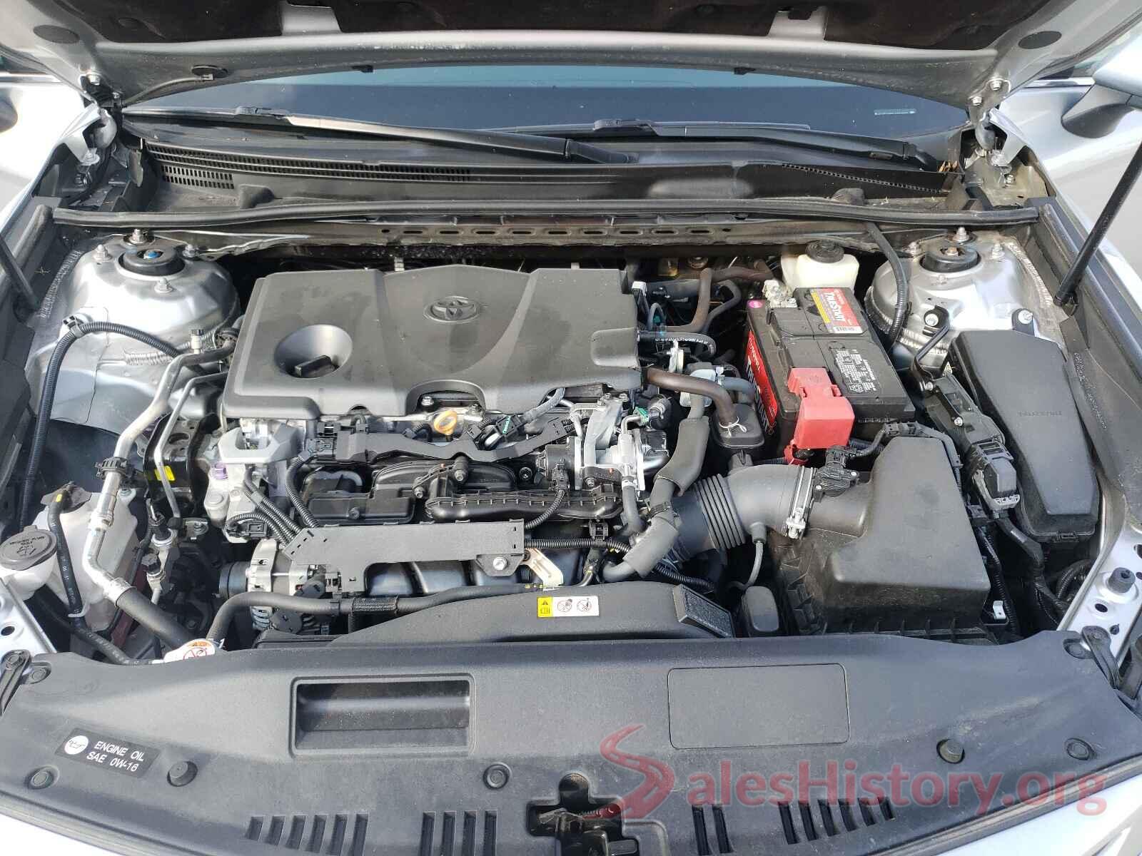 4T1B11HK0JU058925 2018 TOYOTA CAMRY