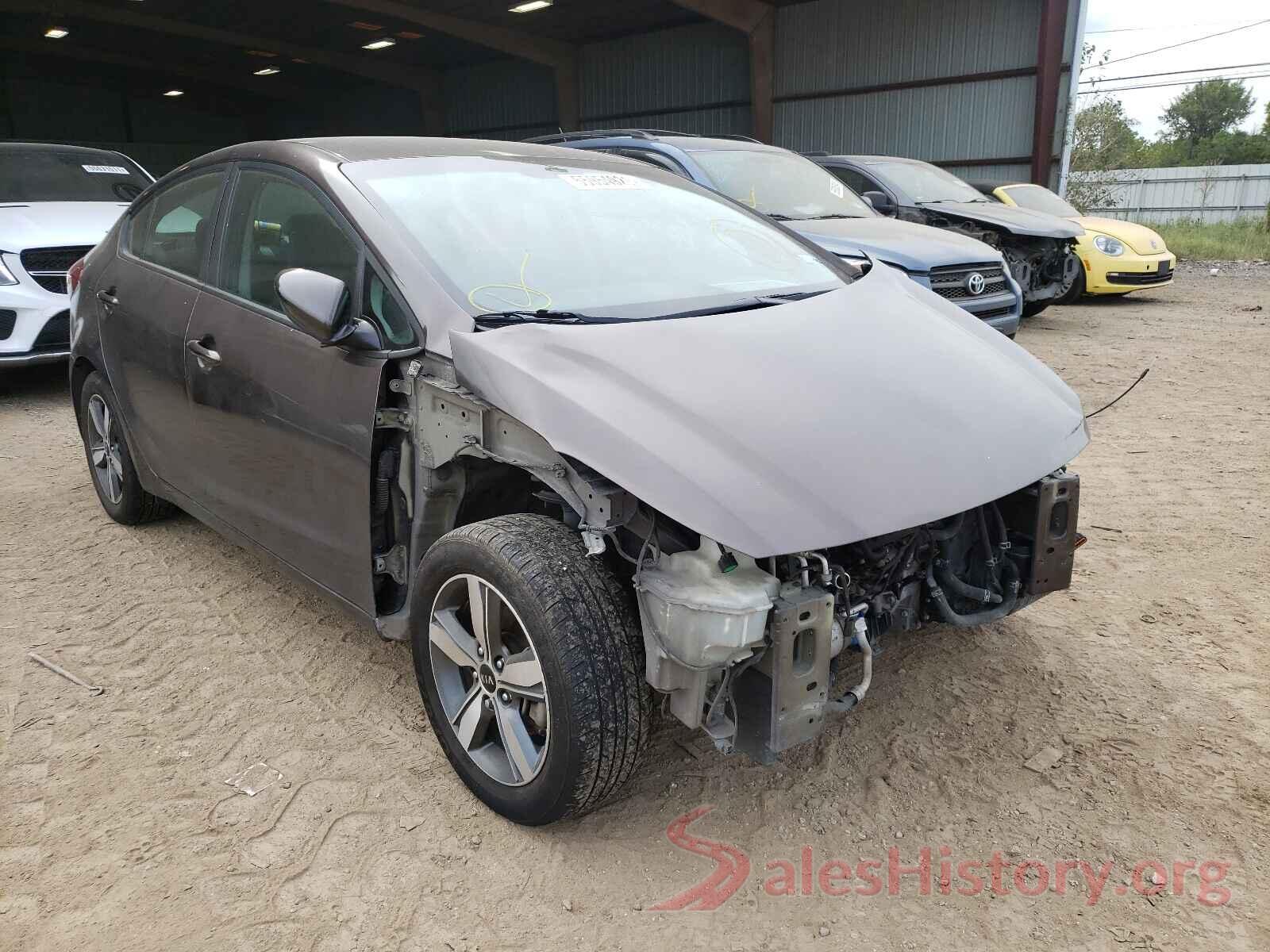 3KPFL4A7XJE173960 2018 KIA FORTE