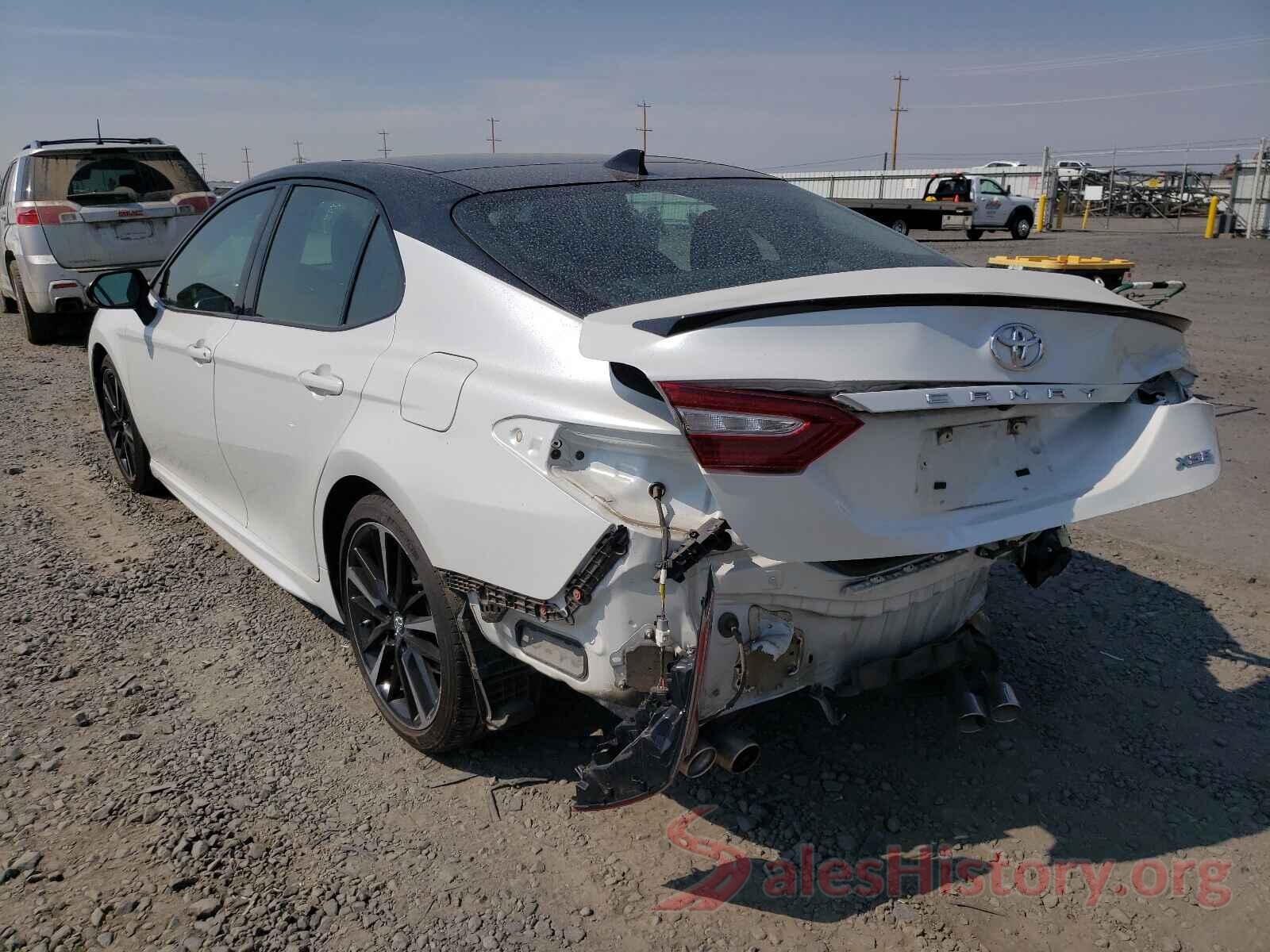 4T1B61HK8JU035703 2018 TOYOTA CAMRY