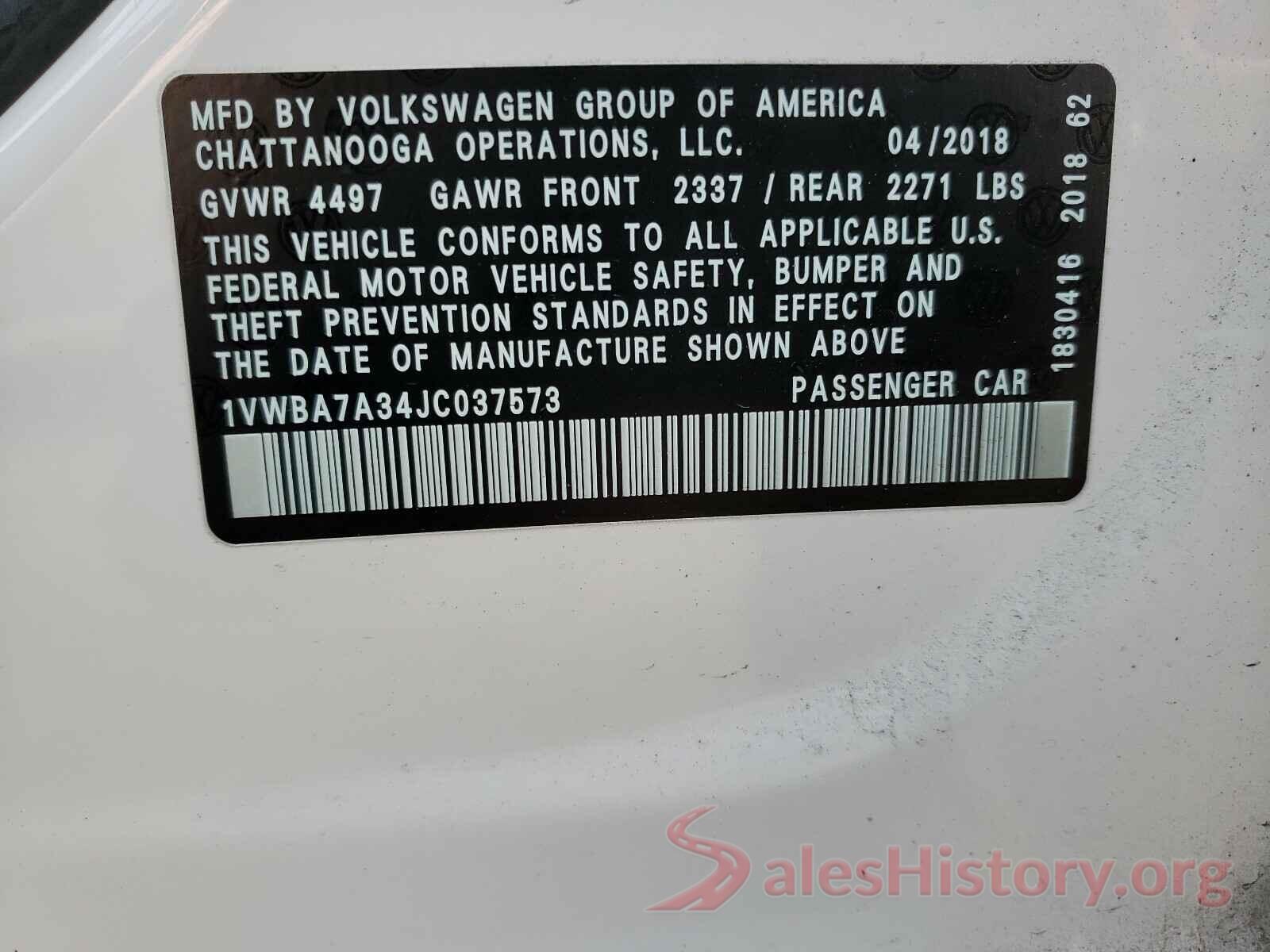 1VWBA7A34JC037573 2018 VOLKSWAGEN PASSAT