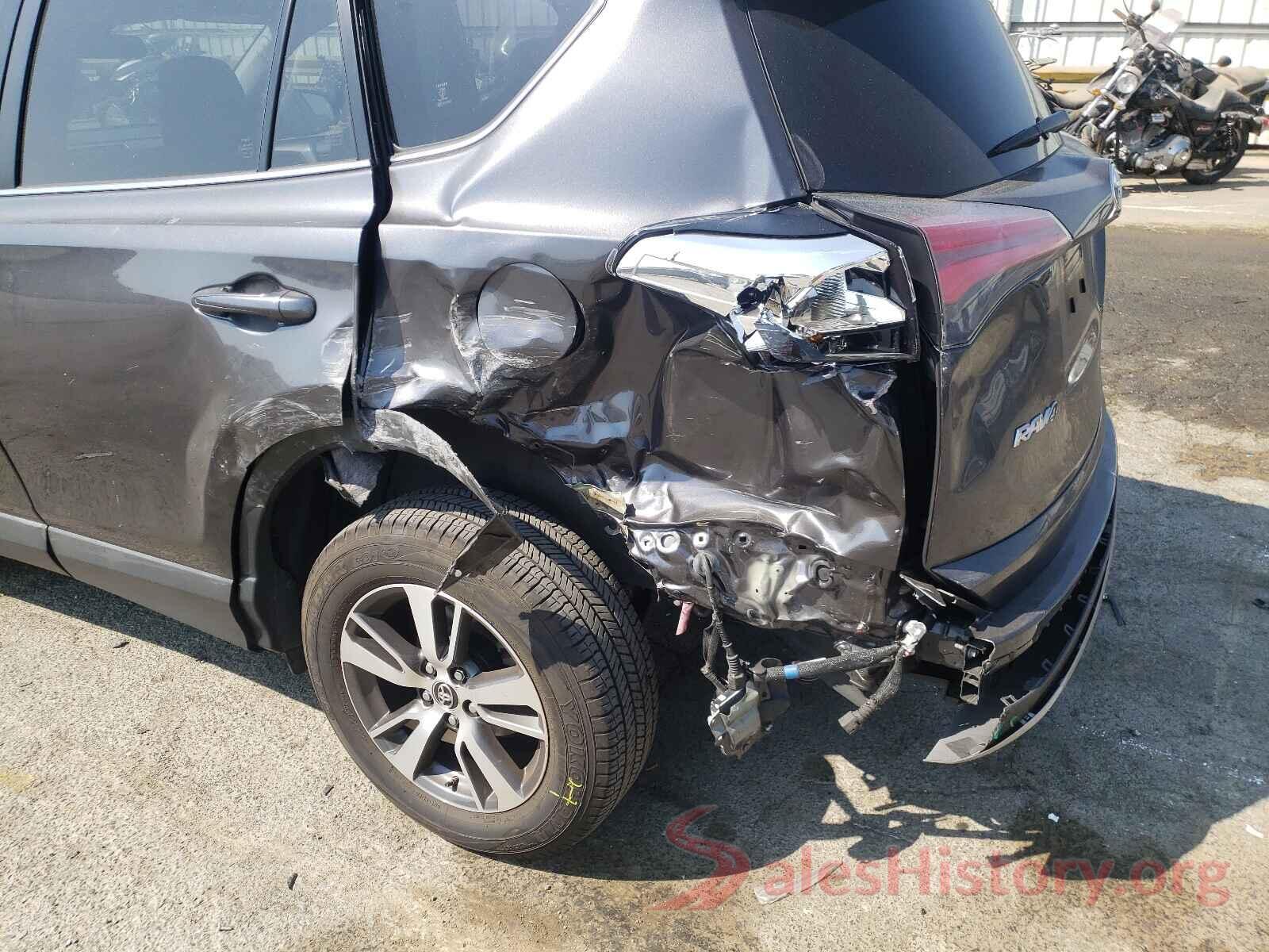 JTMRFREV4JJ259861 2018 TOYOTA RAV4