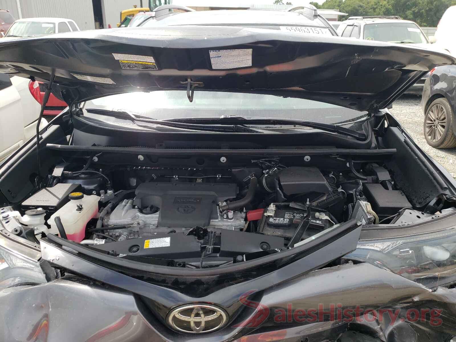 2T3RFREV1JW841806 2018 TOYOTA RAV4