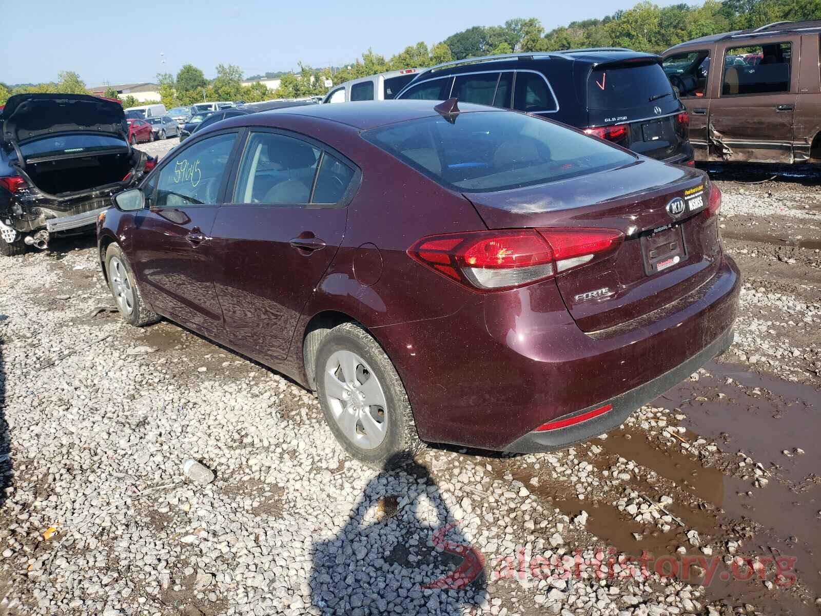 3KPFK4A79JE257996 2018 KIA FORTE