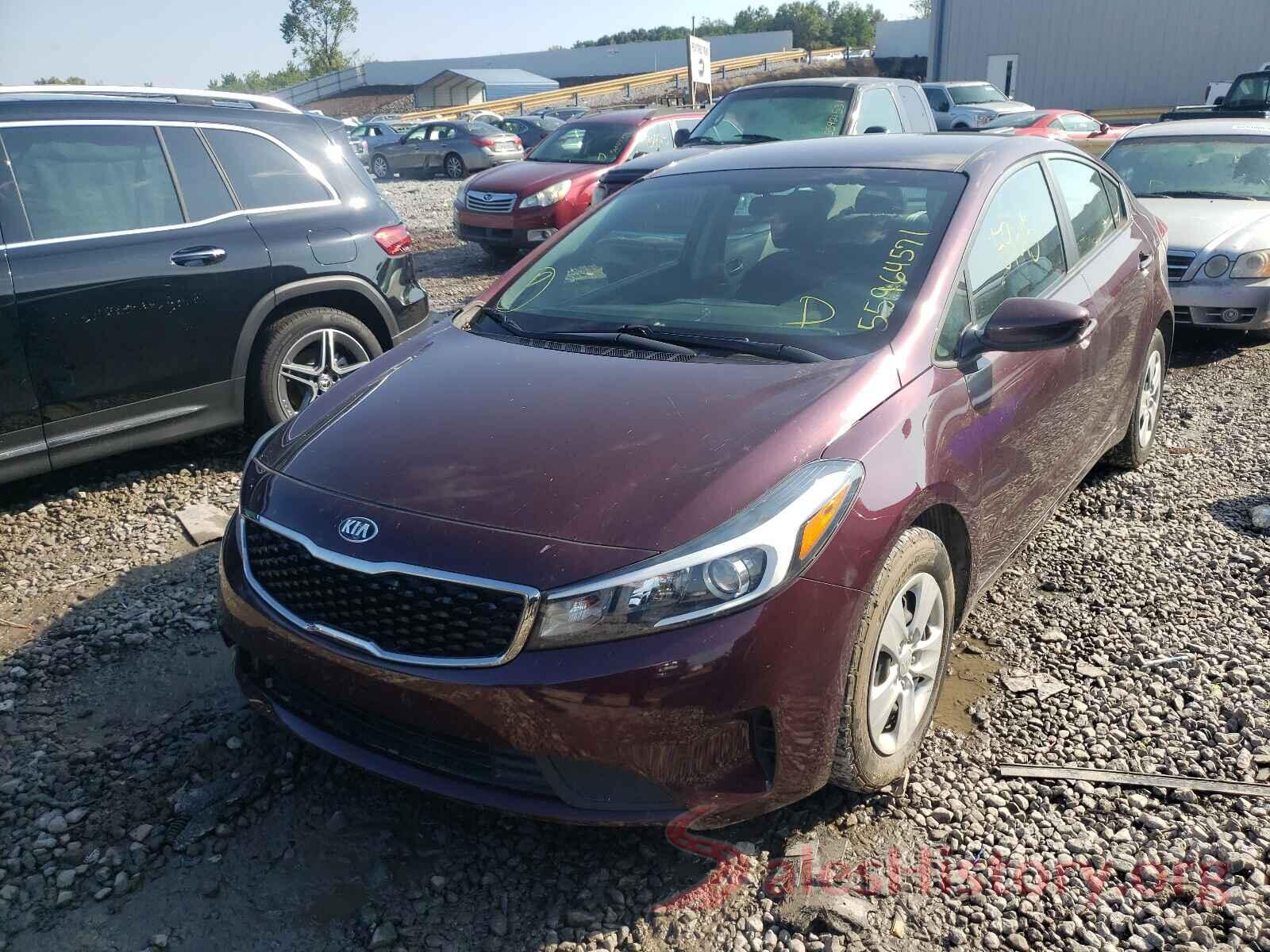 3KPFK4A79JE257996 2018 KIA FORTE