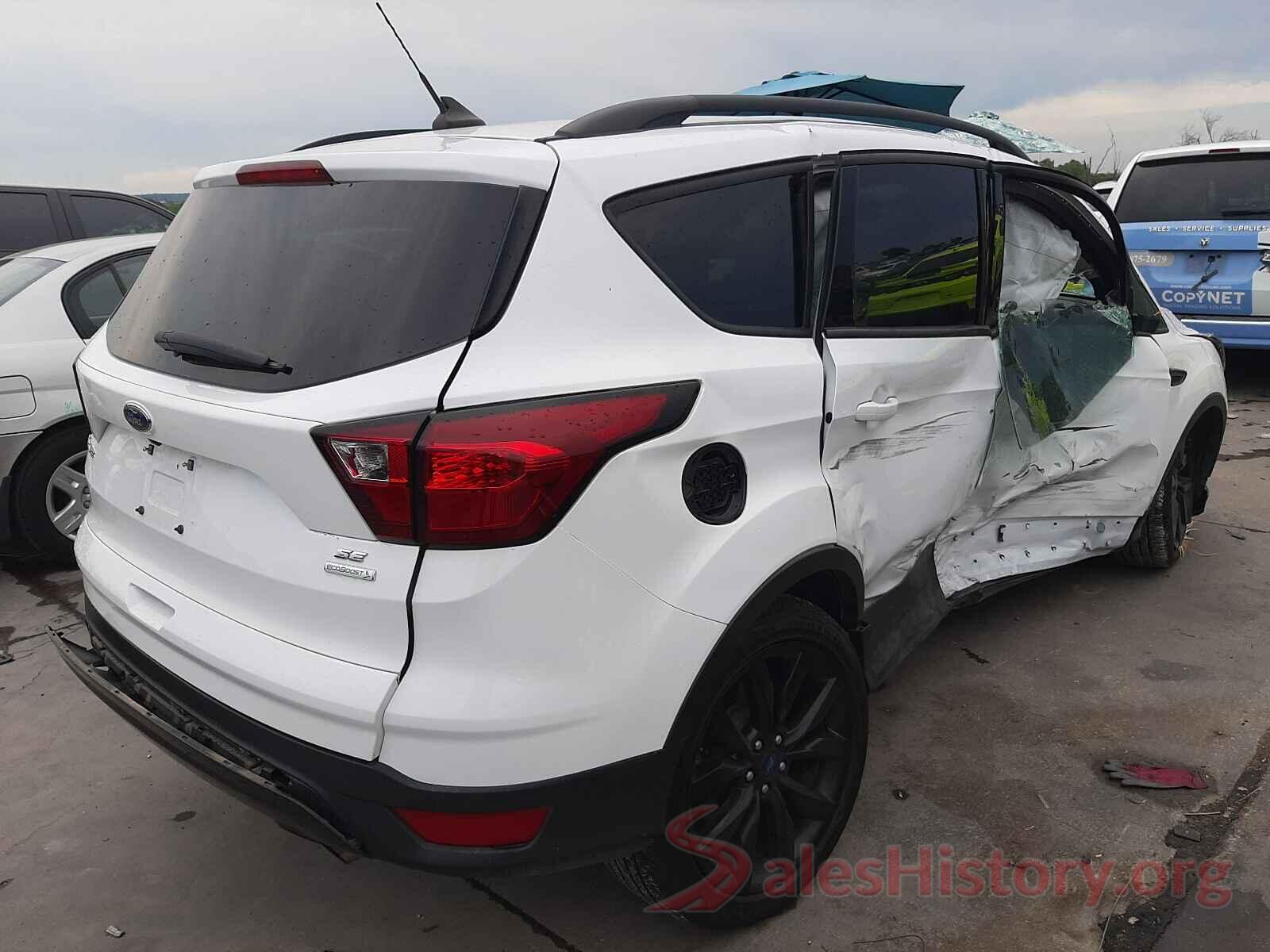 1FMCU0GD7KUA17413 2019 FORD ESCAPE