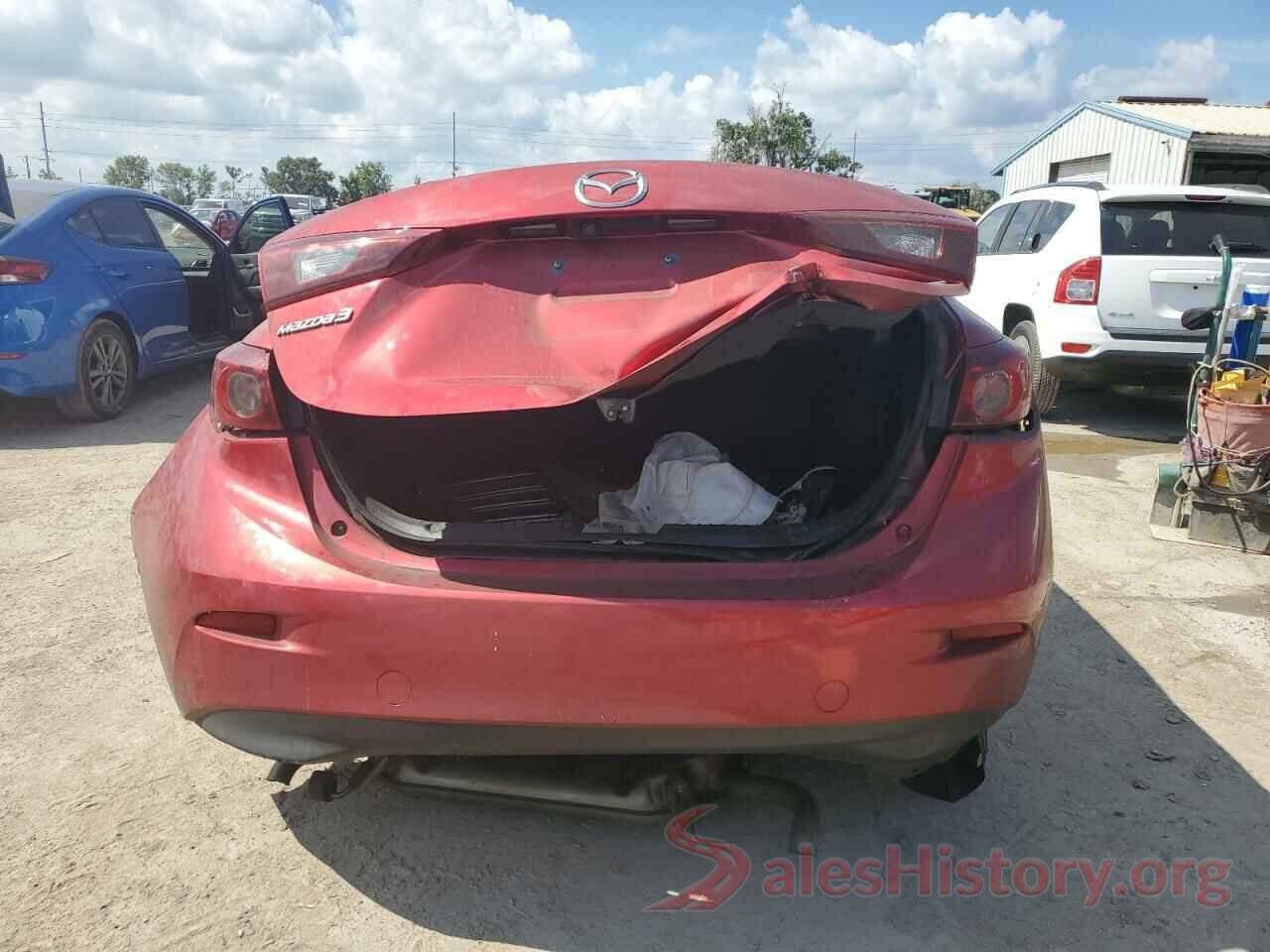 3MZBN1U73JM232398 2018 MAZDA 3