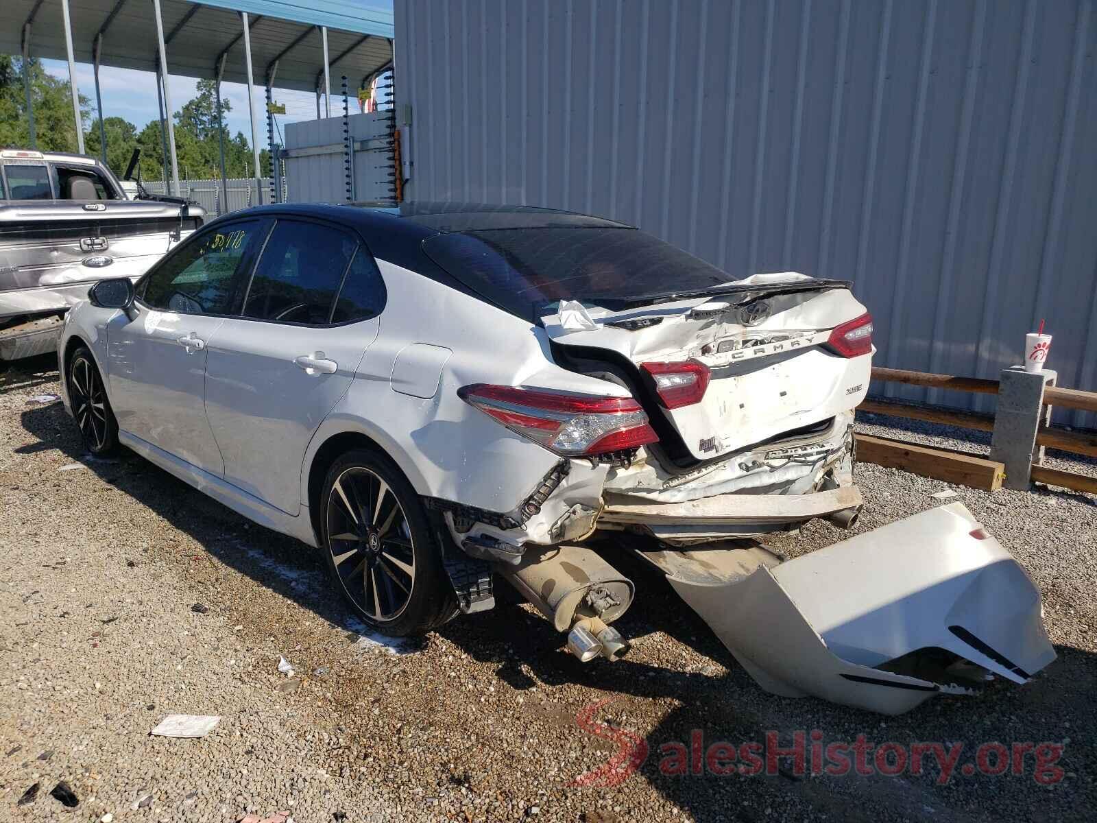 4T1B61HKXJU141165 2018 TOYOTA CAMRY