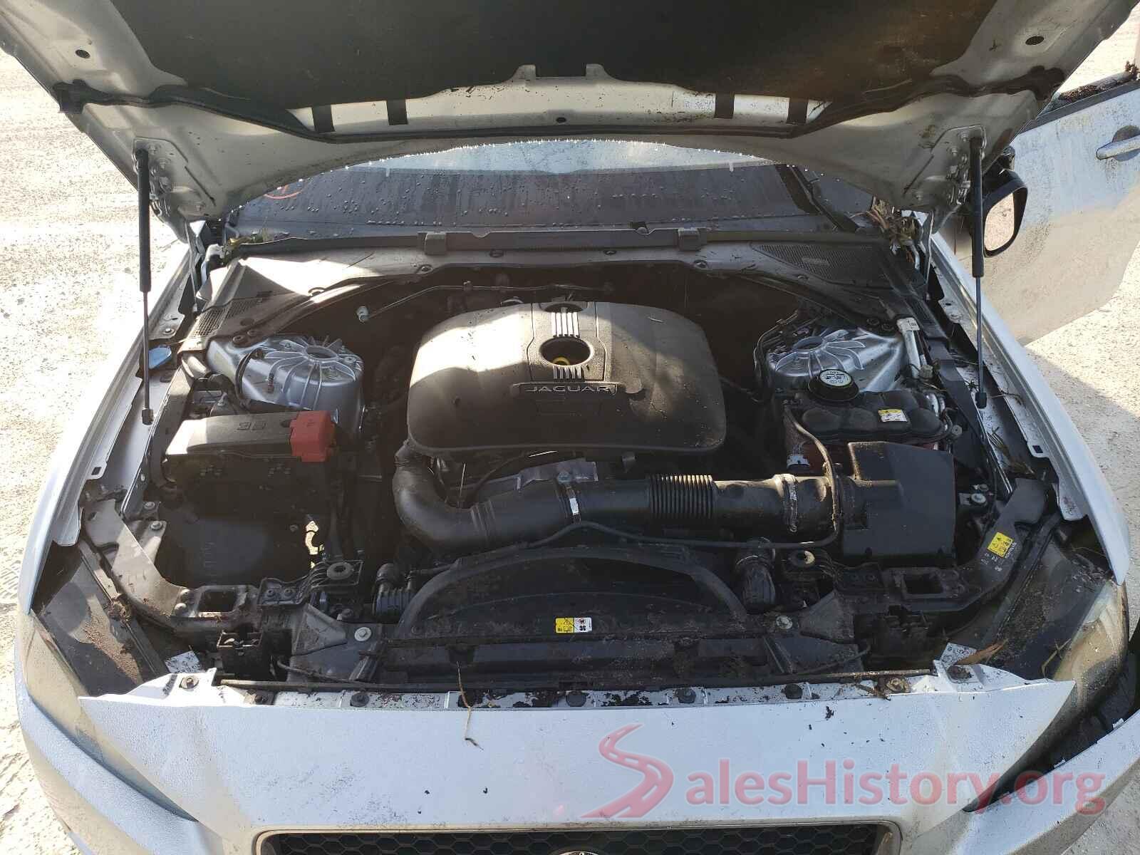 SAJAR4BGXHA975110 2017 JAGUAR XE