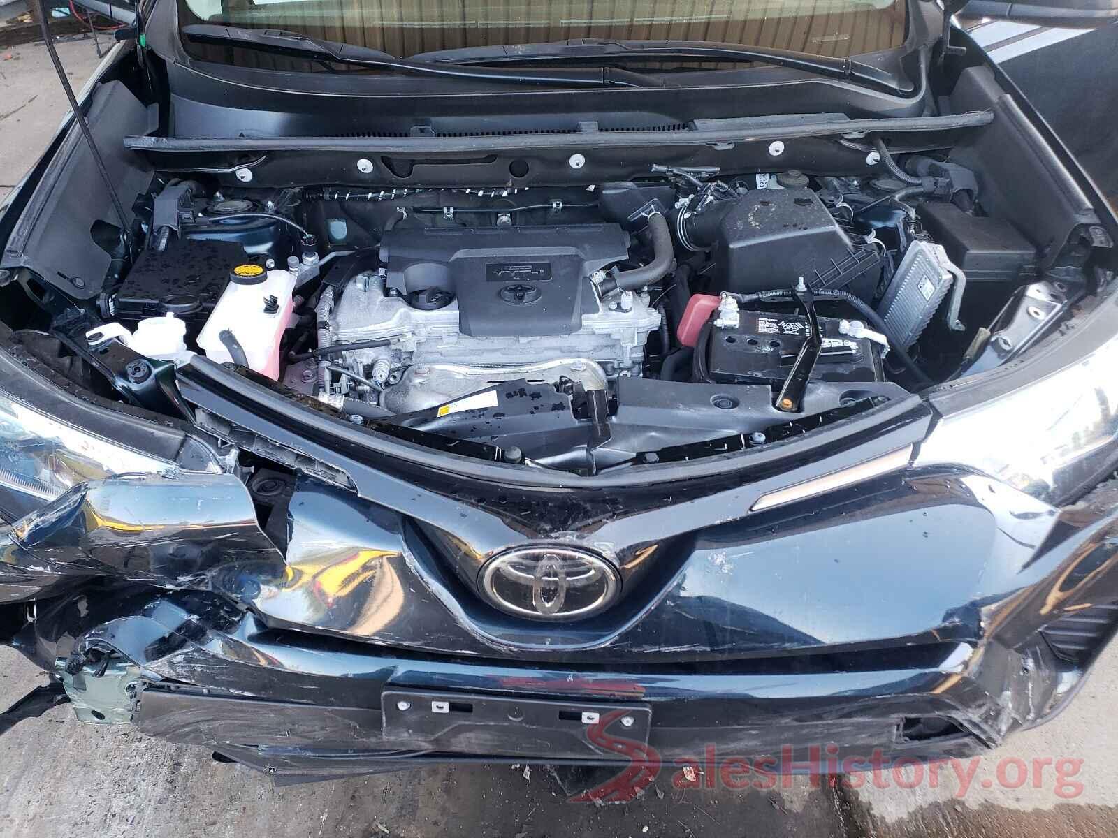 2T3BFREV5JW814092 2018 TOYOTA RAV4