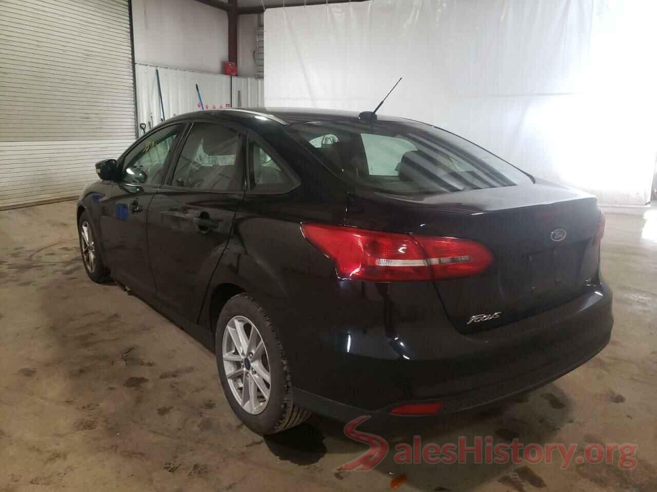 1FADP3F25JL225995 2018 FORD FOCUS