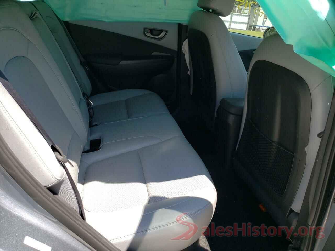 KM8K33A51JU078157 2018 HYUNDAI KONA