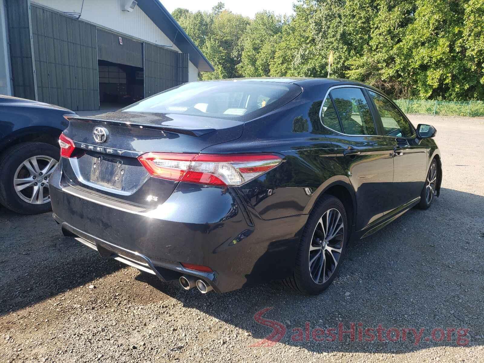 4T1B11HK7JU542316 2018 TOYOTA CAMRY