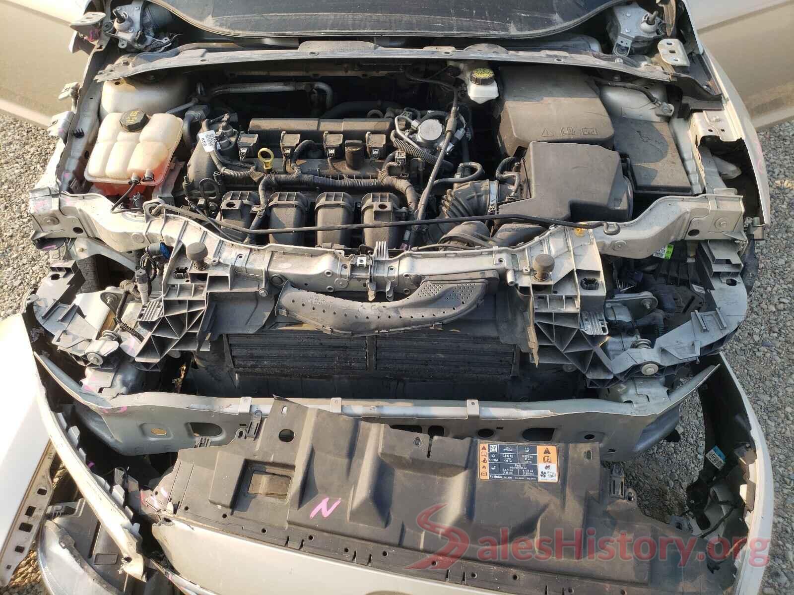 1FADP3H24JL205704 2018 FORD FOCUS