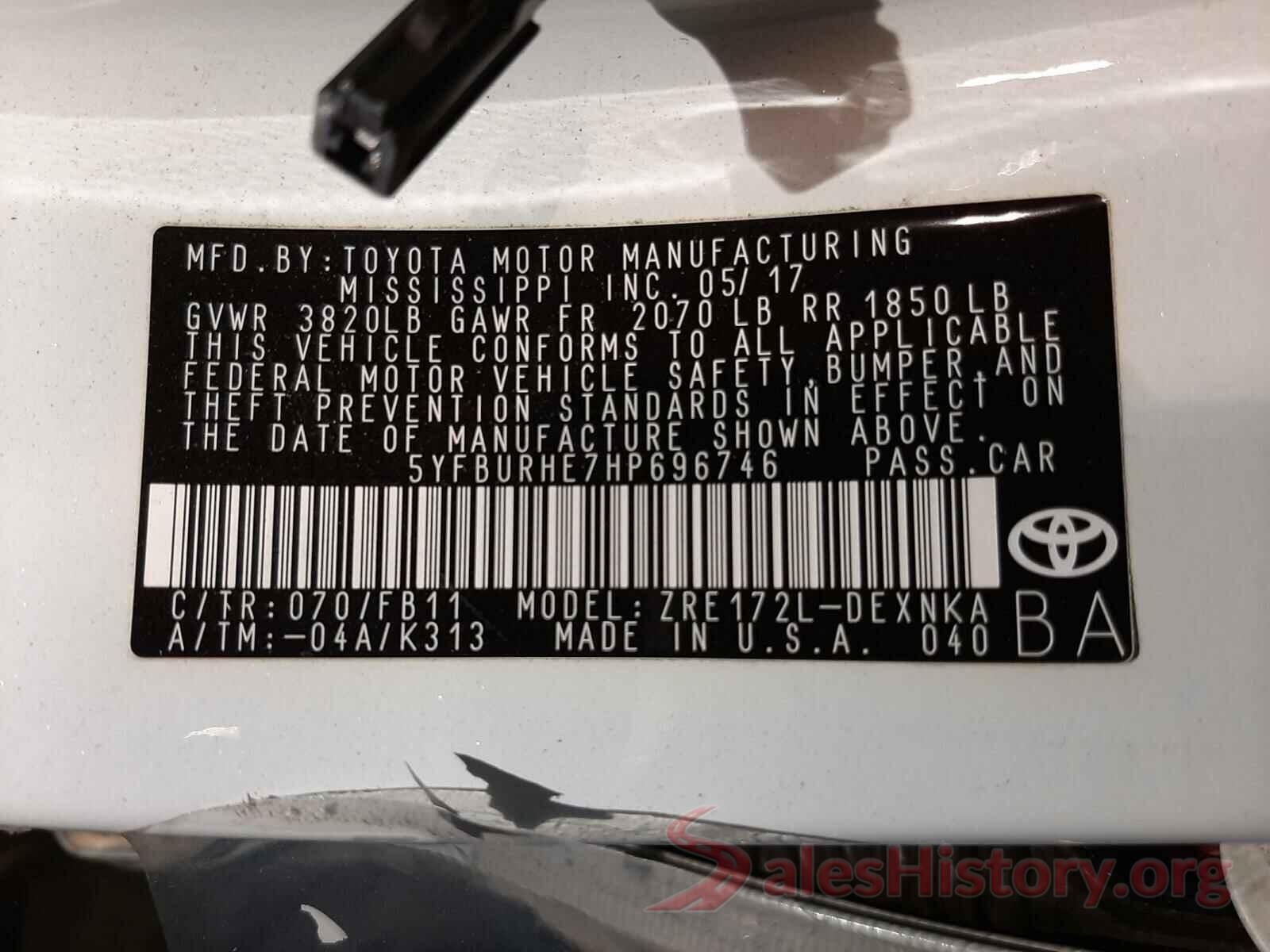 5YFBURHE7HP696746 2017 TOYOTA COROLLA