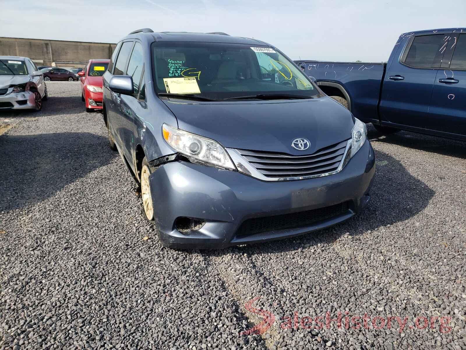 5TDYZ3DC0HS842182 2017 TOYOTA SIENNA