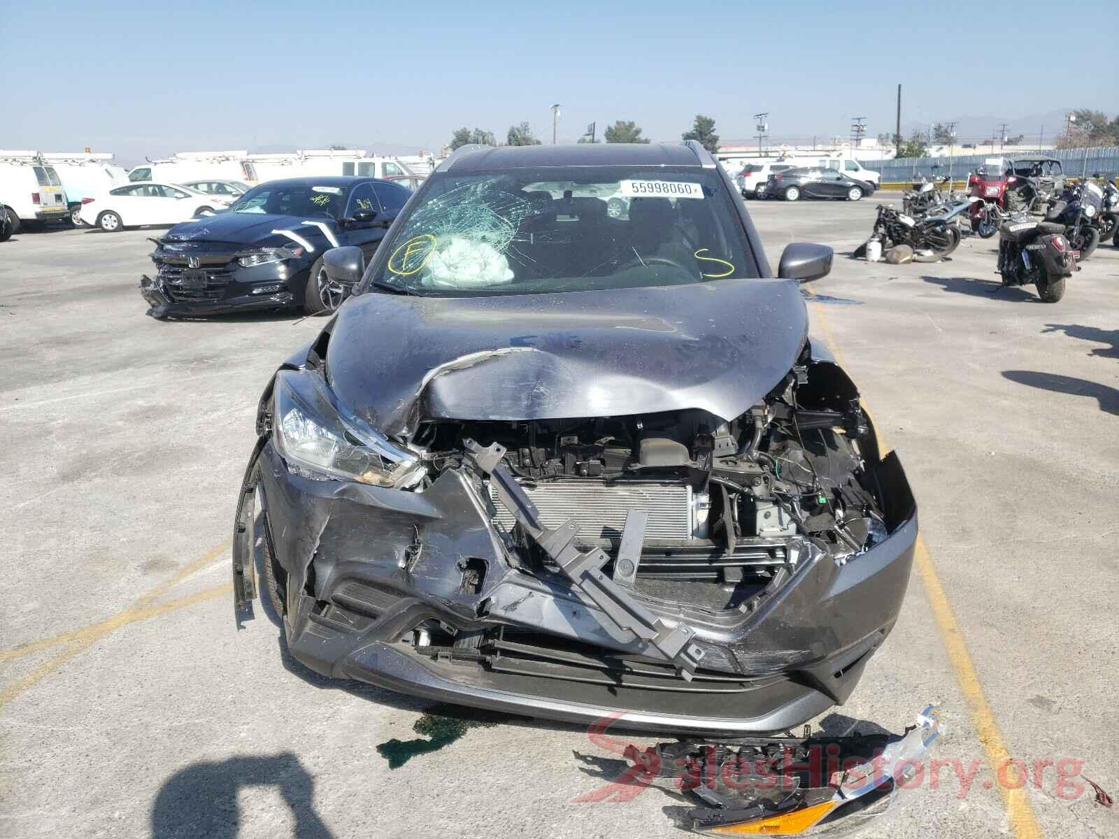 3N1CP5CU2KL558607 2019 NISSAN KICKS